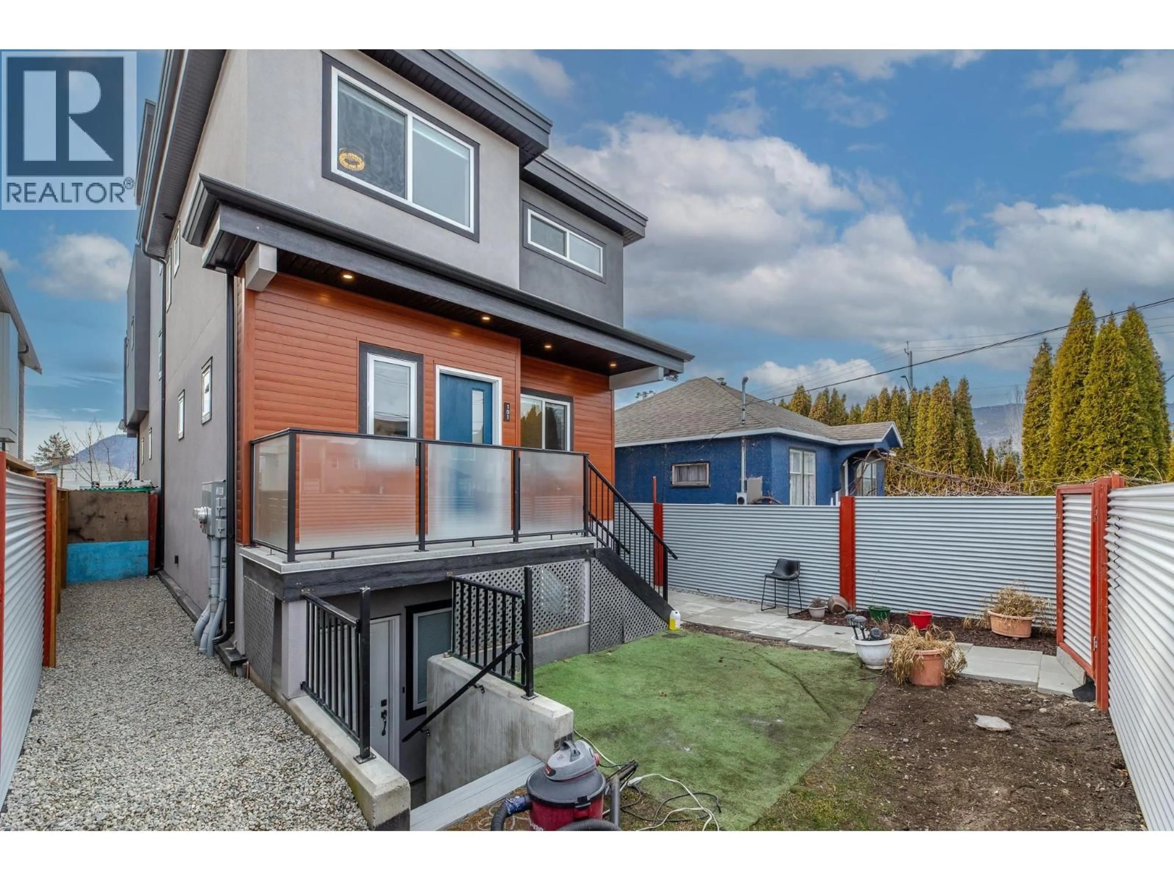 Unknown for 101 - 490 ECKHARDT AVENUE, Penticton British Columbia V2A2B2