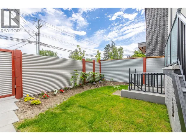 101 - 490 ECKHARDT AVENUE, Penticton 3