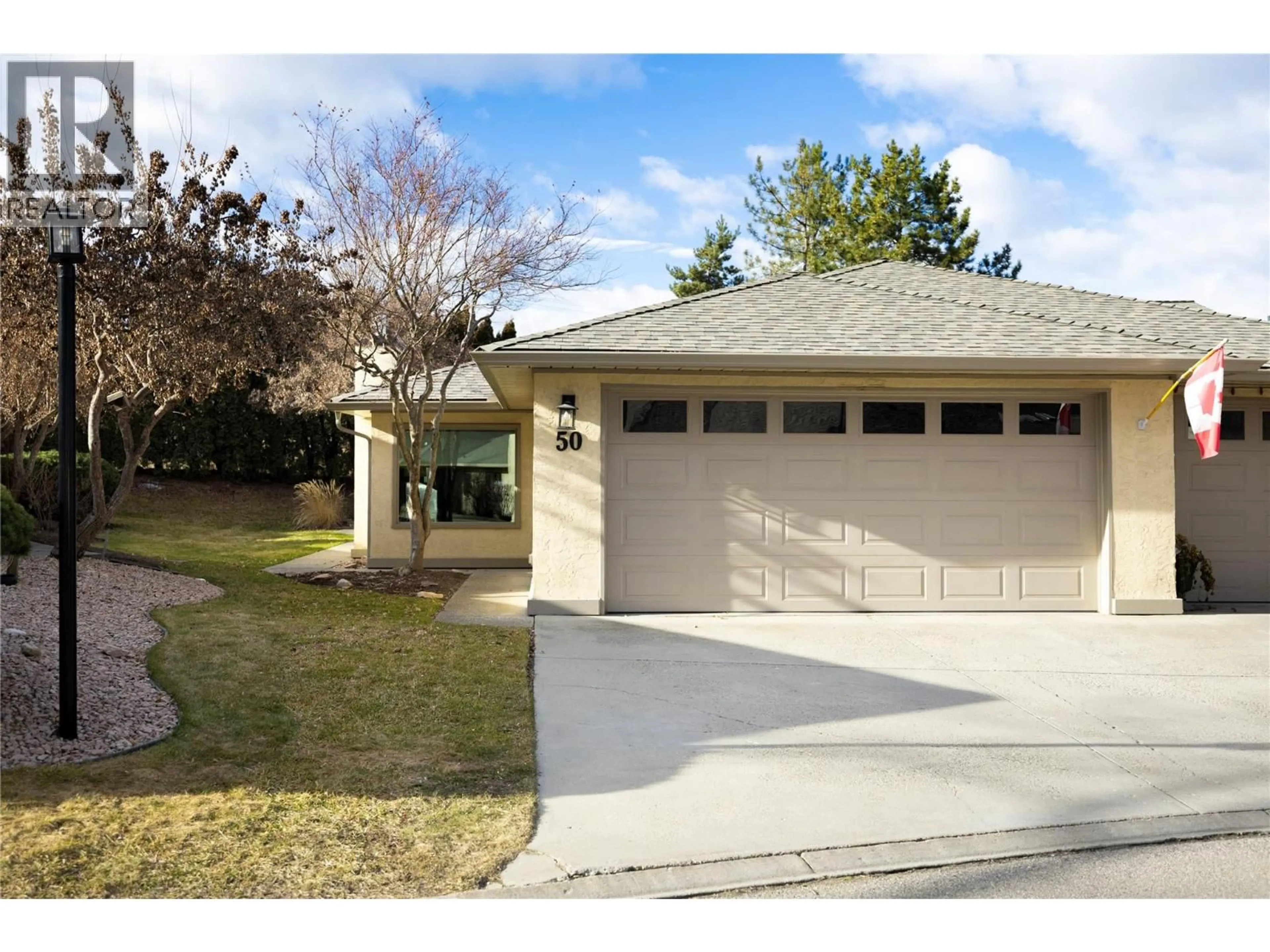 Indoor garage for 50 - 1400 14 AVENUE, Vernon British Columbia V1B2S9