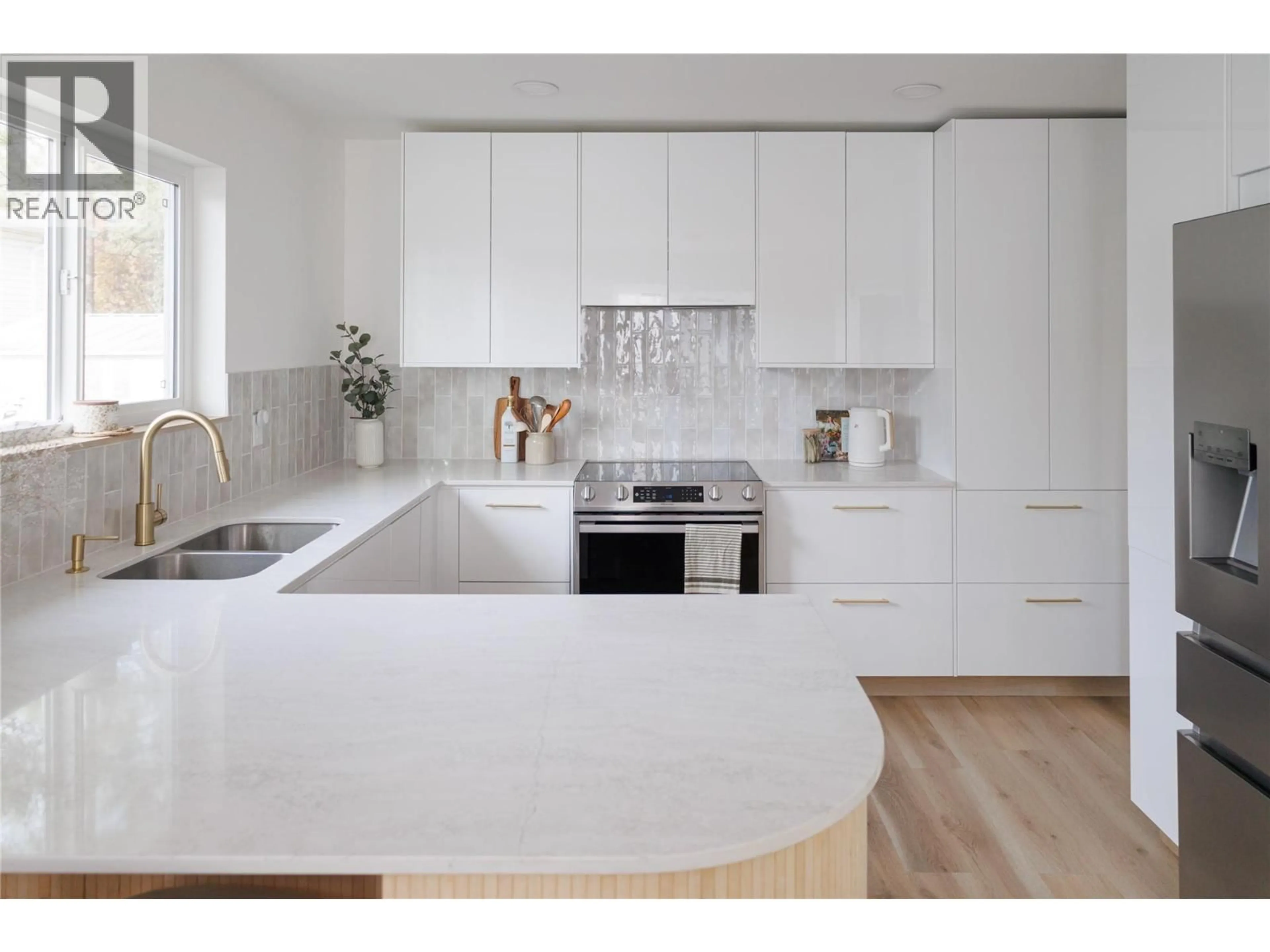 Contemporary kitchen, unknown for 31 - 3585 ELK ROAD, Westbank British Columbia V4T1R5