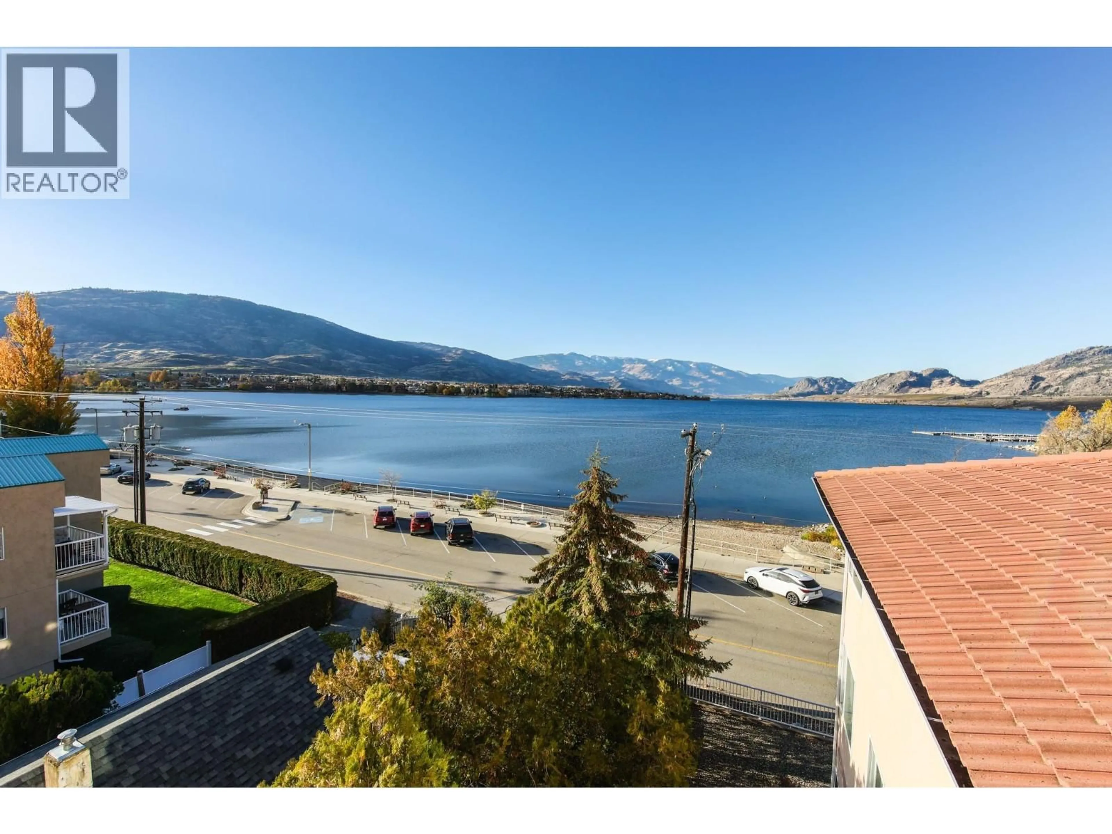 Patio, water/lake/river/ocean view for 400 - 6805 COTTONWOOD DRIVE, Osoyoos British Columbia V0H1V3