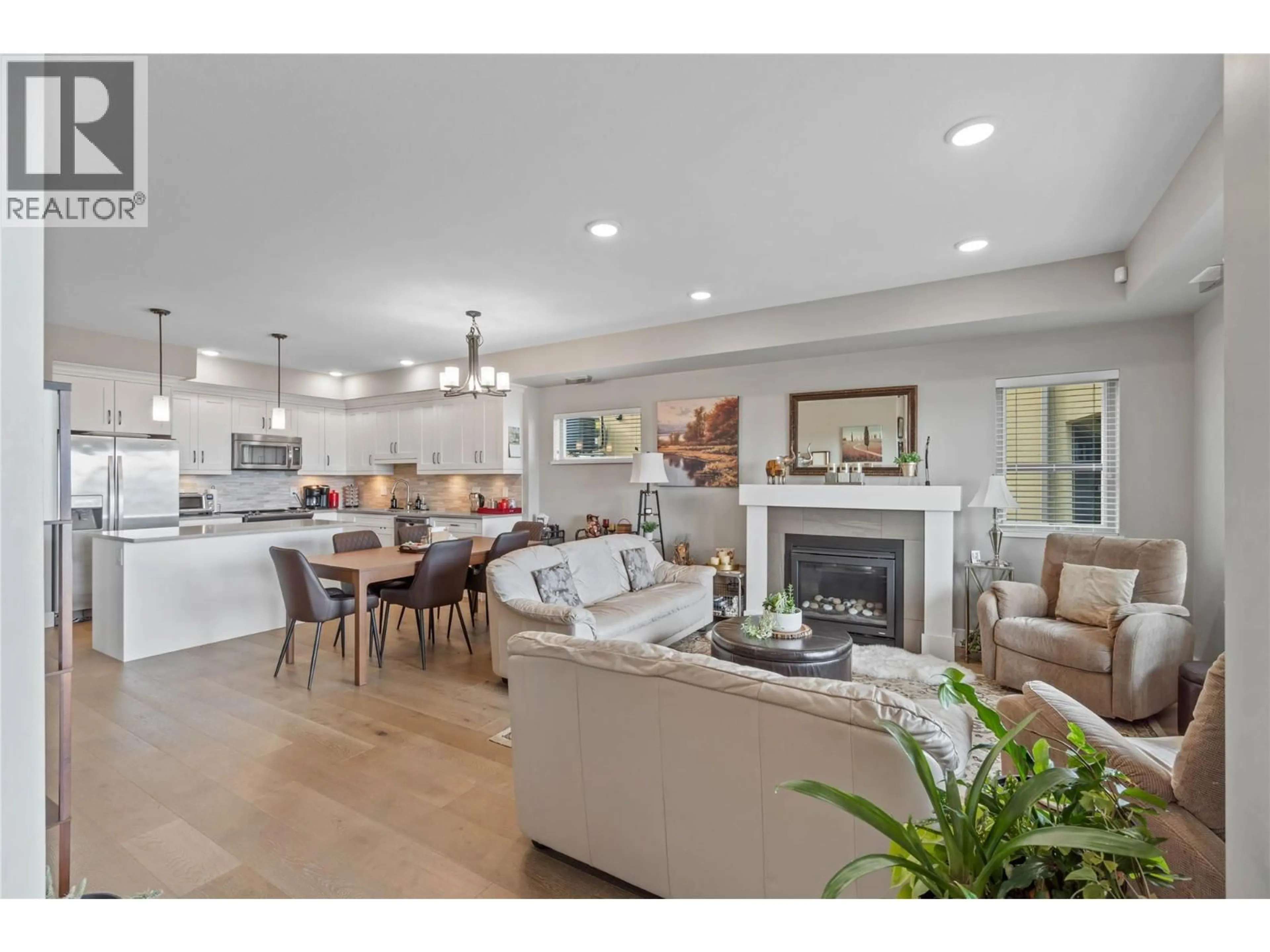 Open concept kitchen, unknown for 27 - 2171 VAN HORNE DRIVE, Kamloops British Columbia V1S0E2