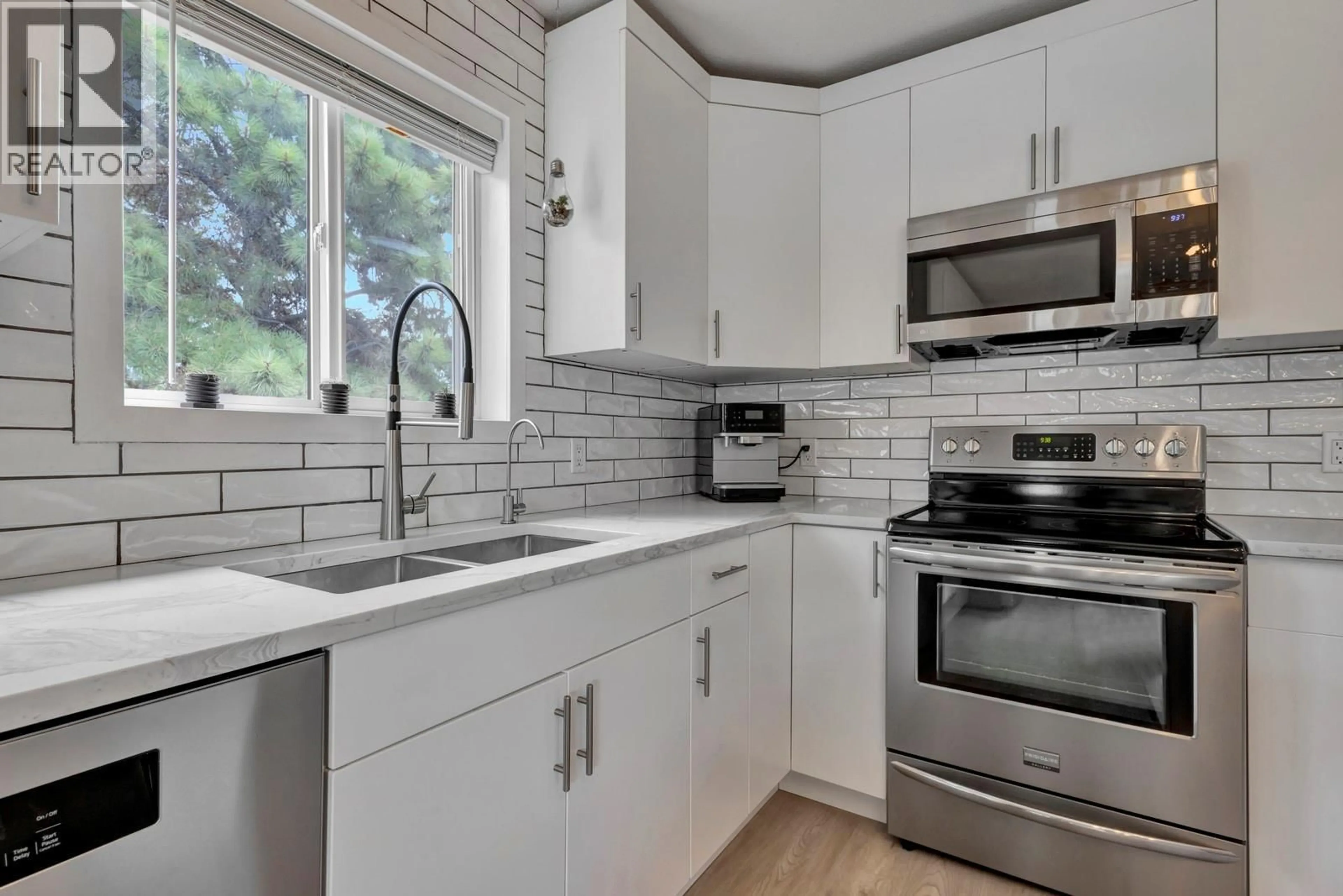 Unknown for 6 - 2210 LOUIE DRIVE, Westbank British Columbia V4T2L7