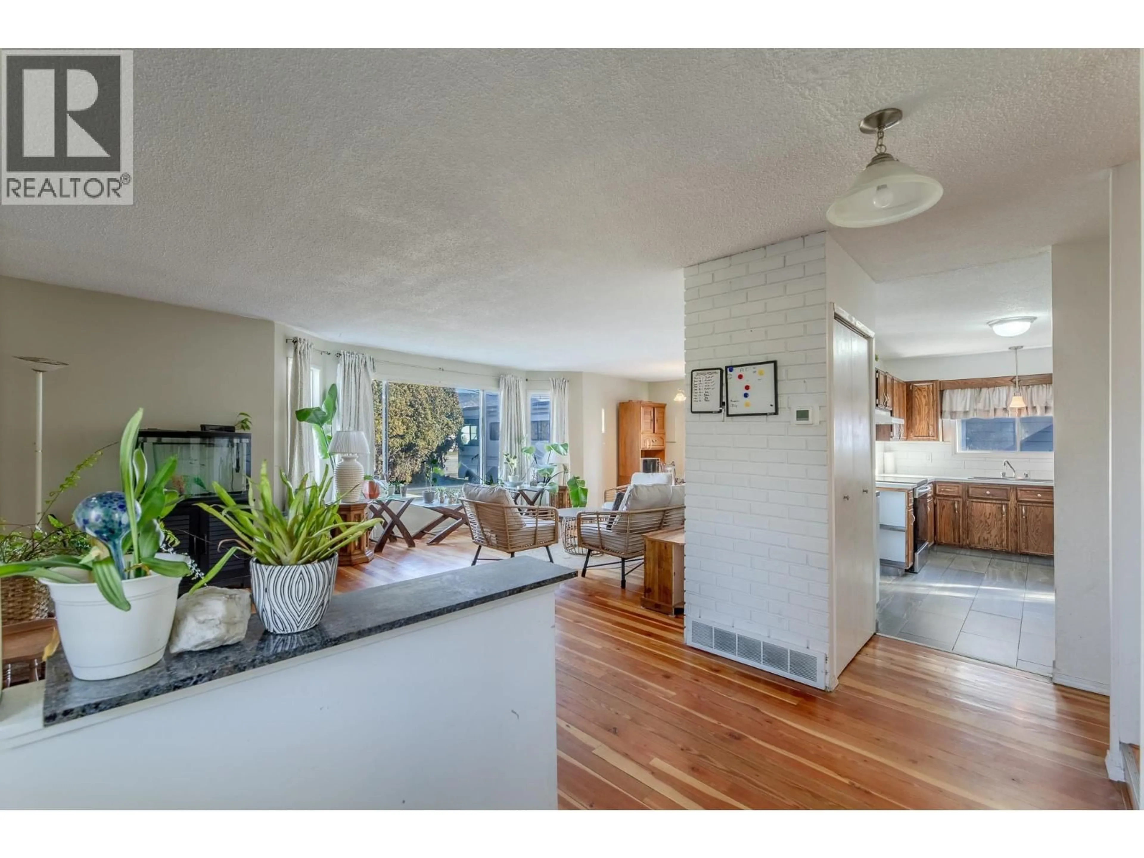 Open concept kitchen, unknown for 376 GREEN AVENUE WEST, Penticton British Columbia V2A3T3