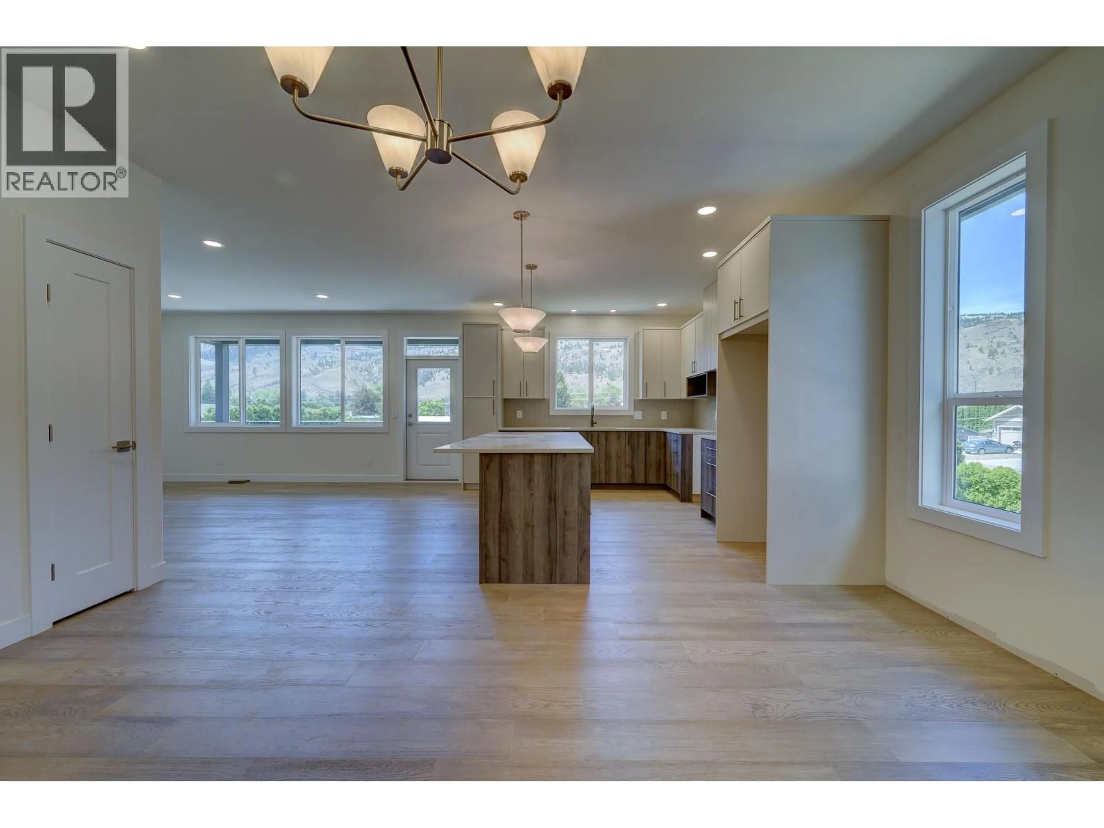 Open concept kitchen, unknown for 3224 BANK ROAD, Kamloops British Columbia V2B6Z7