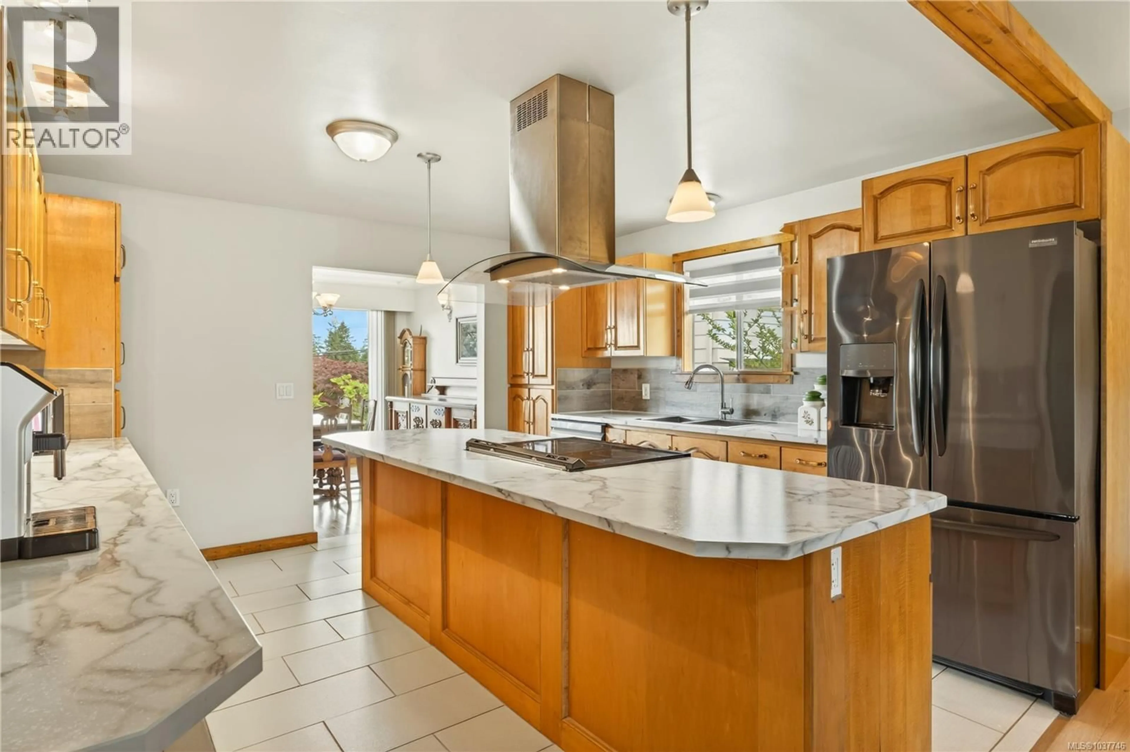 Open concept kitchen, ceramic/tile floor for 2505 GLENAYR DRIVE, Nanaimo British Columbia V9S3R9