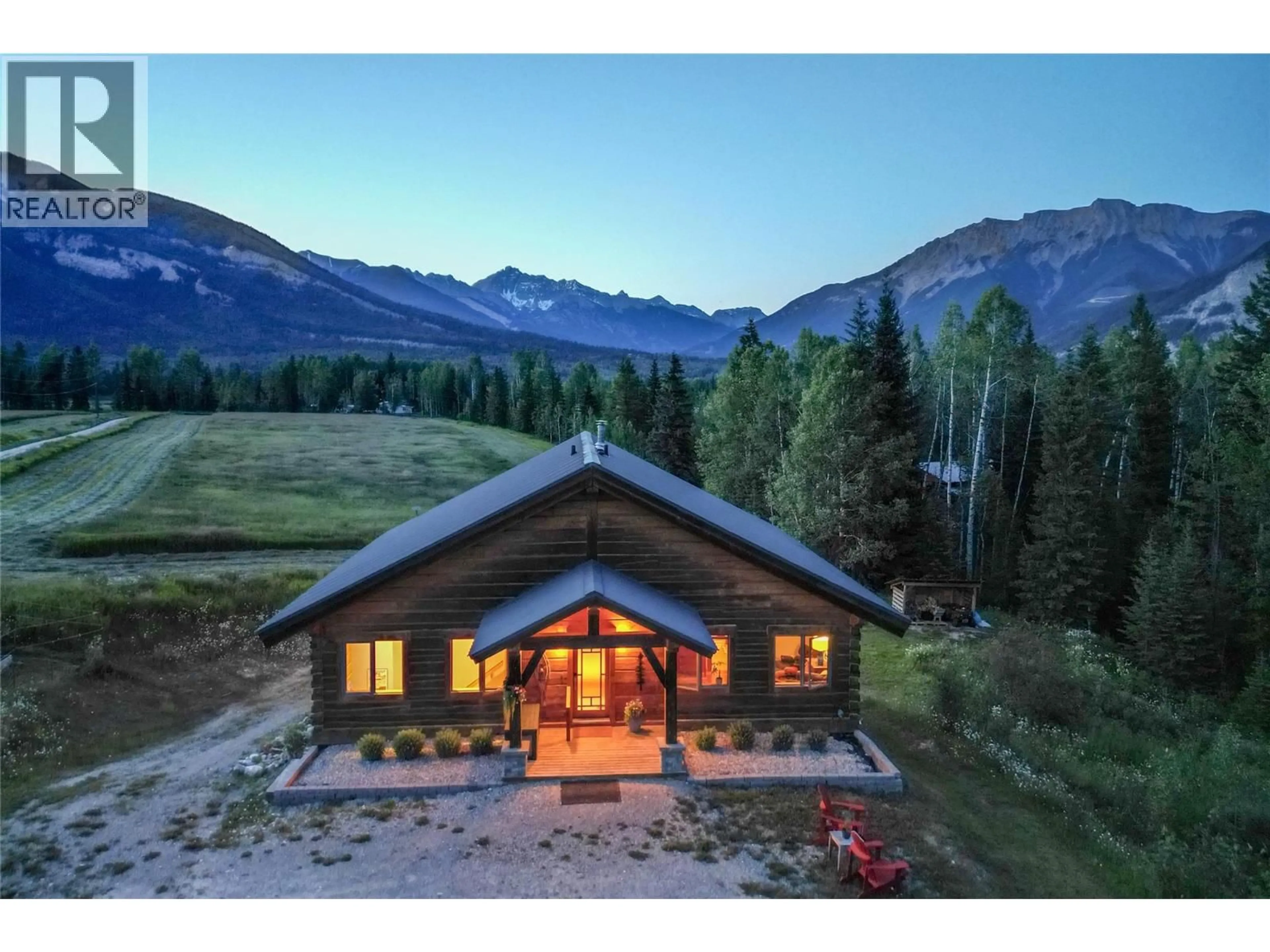 A pic from outside/outdoor area/front of a property/back of a property/a pic from drone, mountain view for 2550 KETTLESTON ROAD, Golden British Columbia V0A1H1