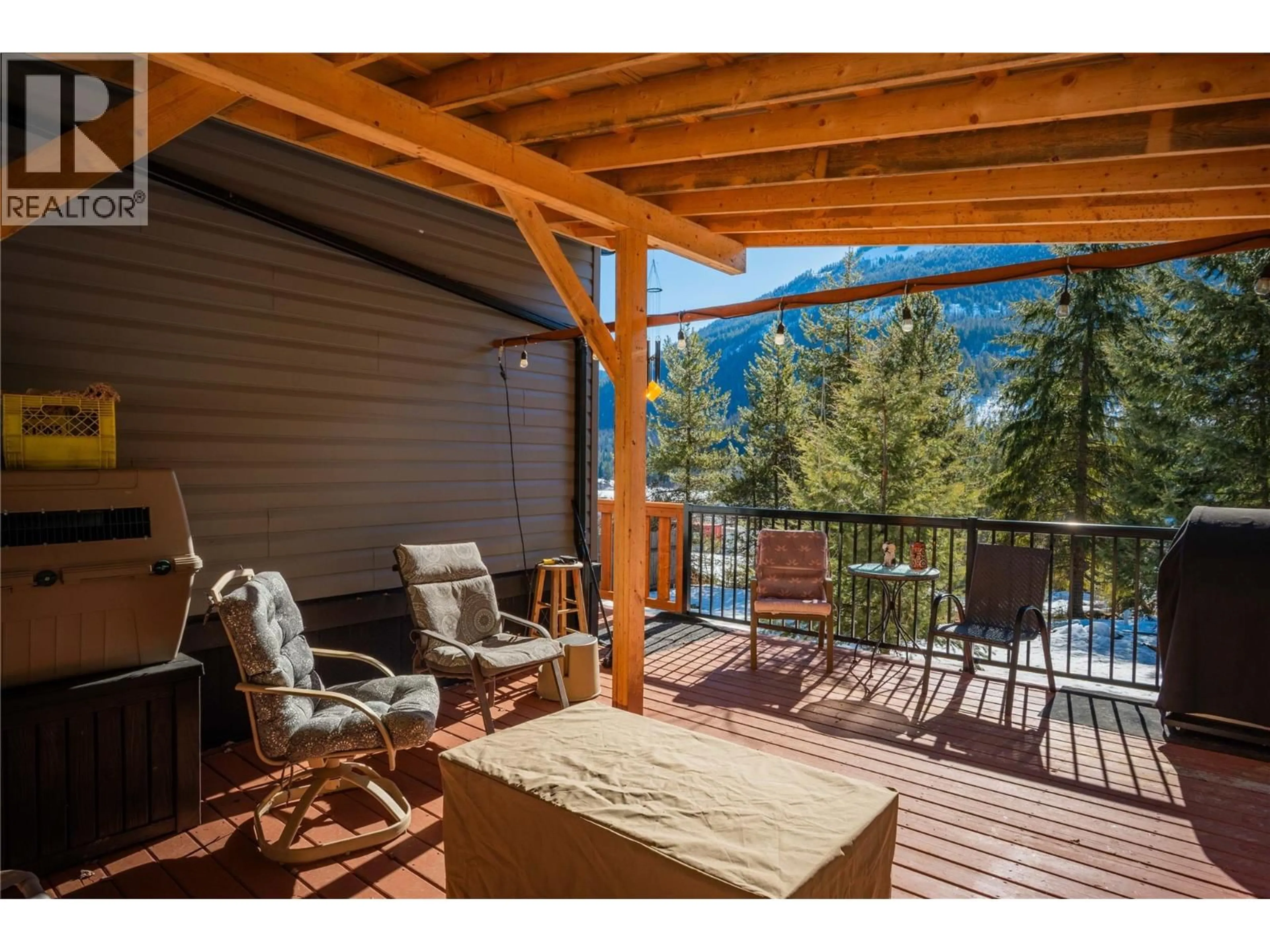 Patio, mountain view for 4248 ROSS SPUR ROAD, Ross Spur British Columbia V0G1L1