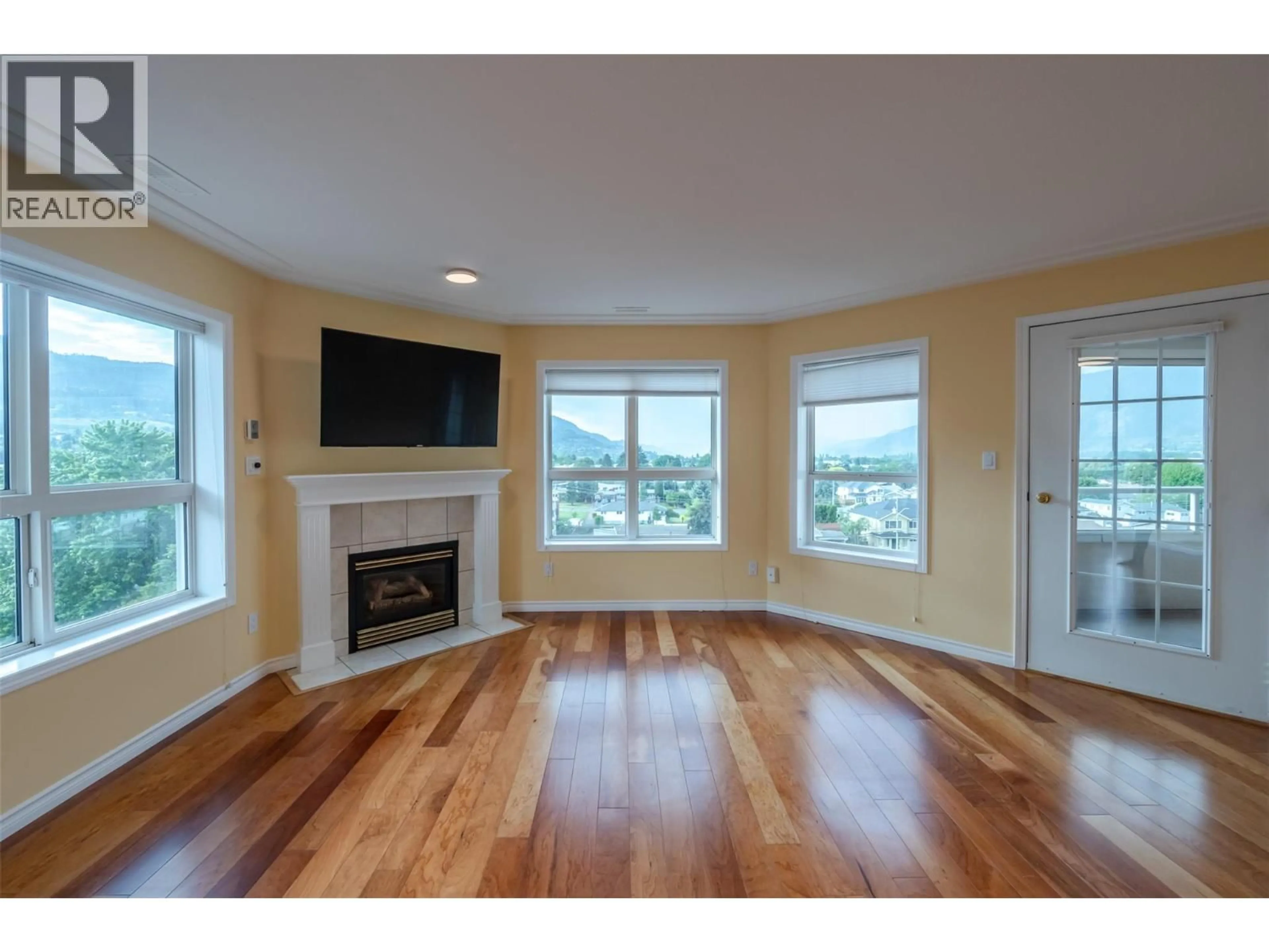 Unknown for 602 - 2275 ATKINSON STREET, Penticton British Columbia V2A8R7