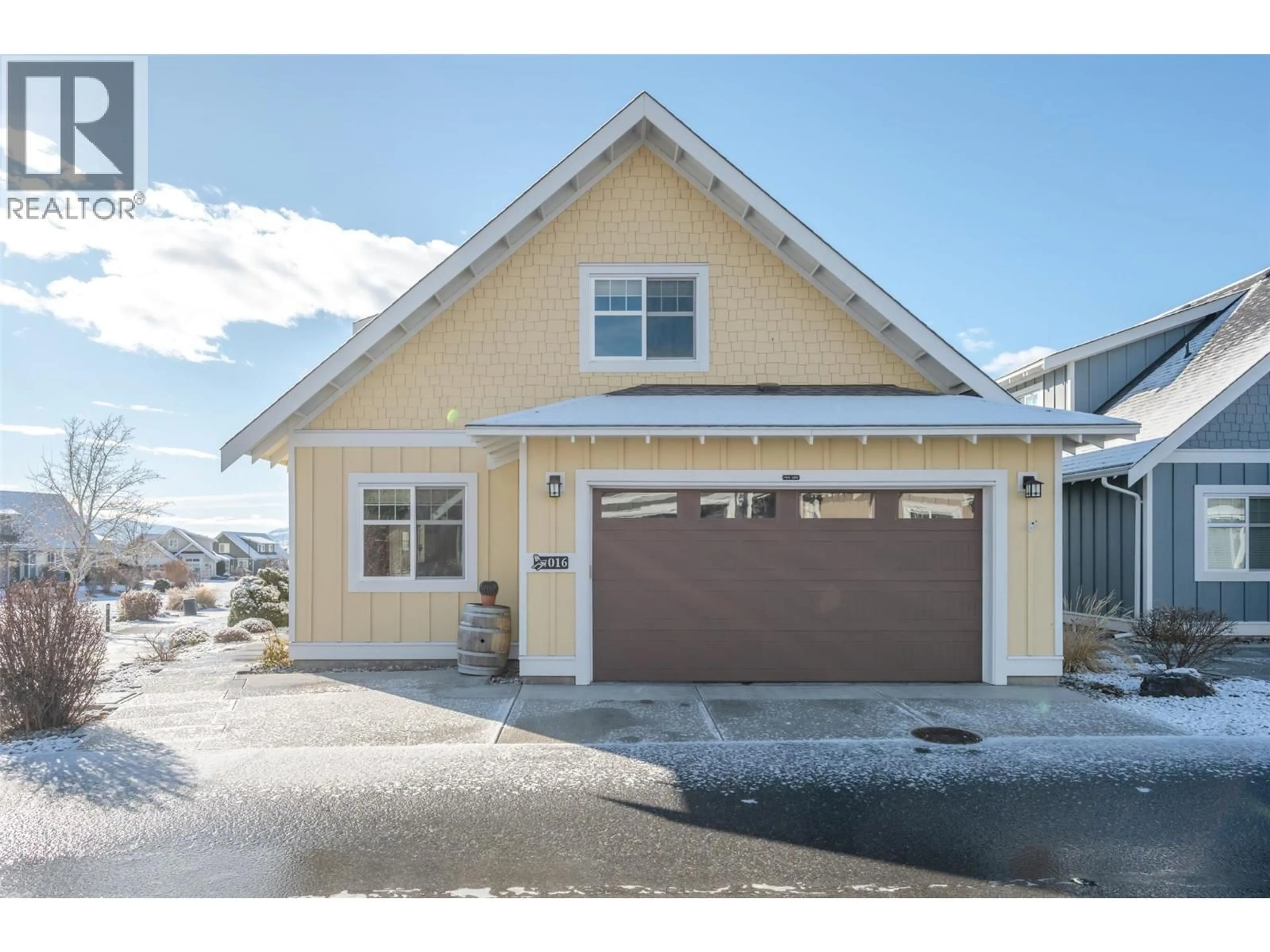 Indoor garage for 16 - 2450 RADIO TOWER ROAD, Oliver British Columbia V0H1T1