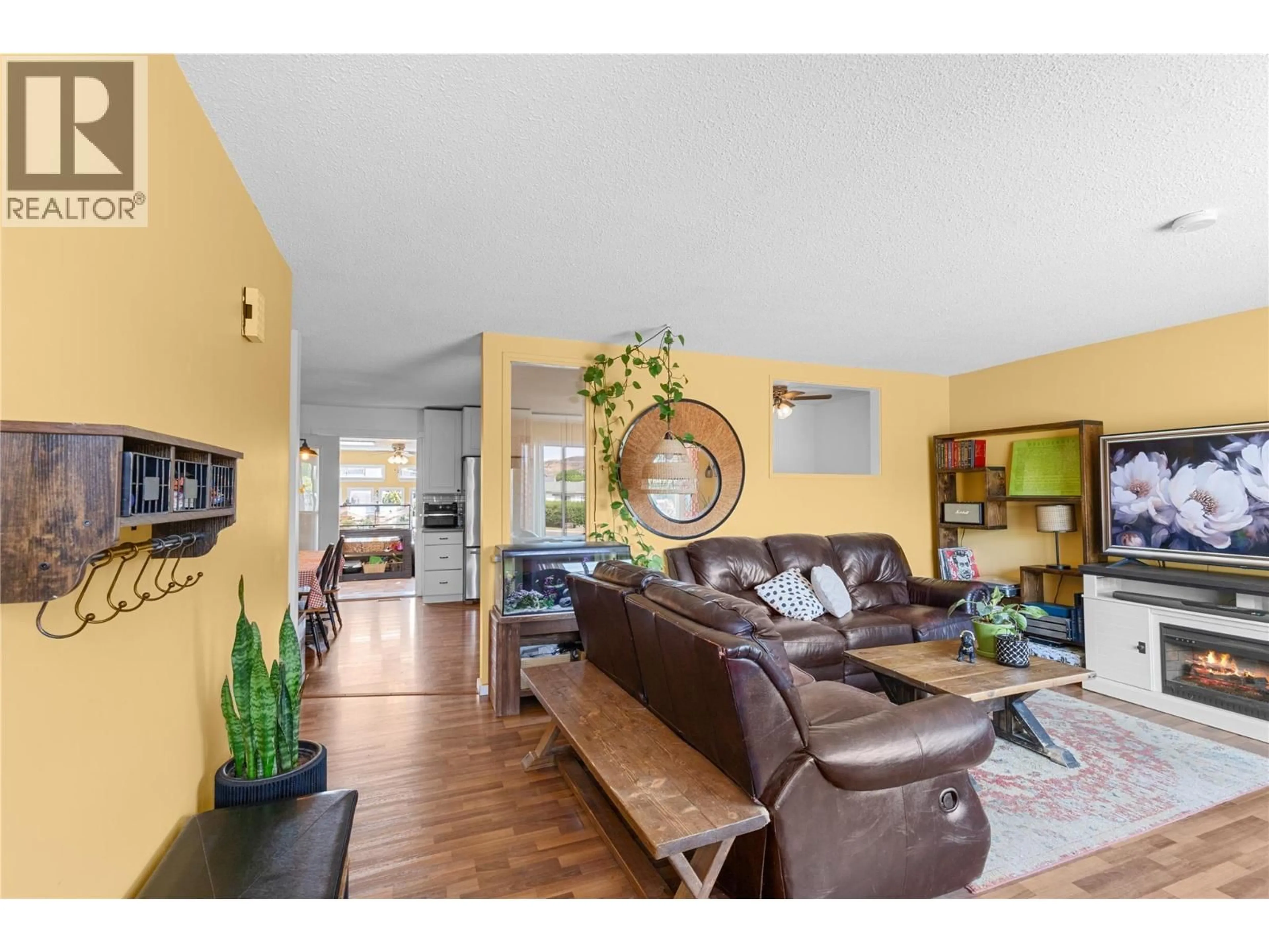 Living room with furniture, unknown for 1308 42A STREET, Vernon British Columbia V1T7T6