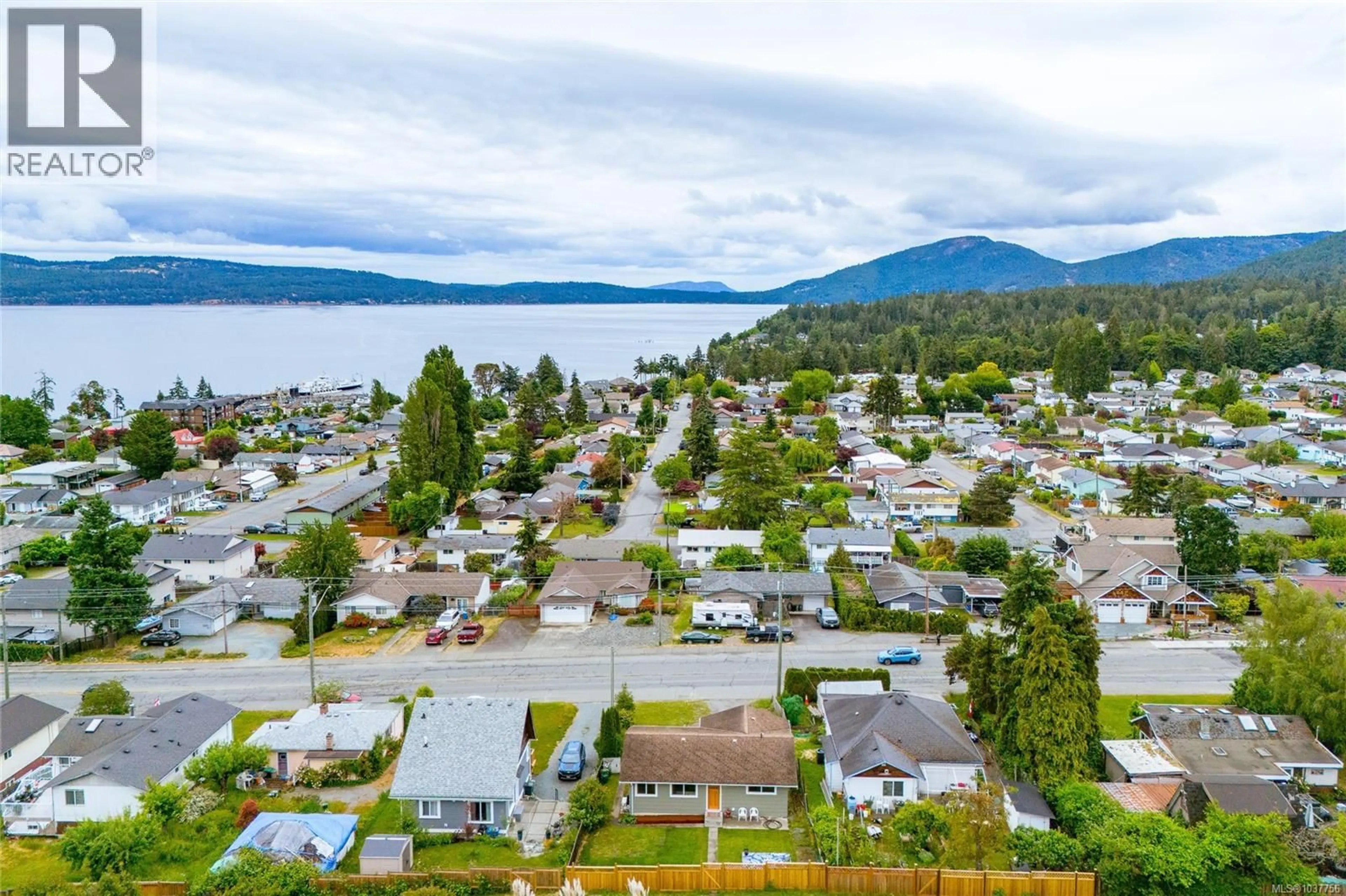 A pic from outside/outdoor area/front of a property/back of a property/a pic from drone, water/lake/river/ocean view for 8082 YORK AVENUE, Crofton British Columbia V0R1R0