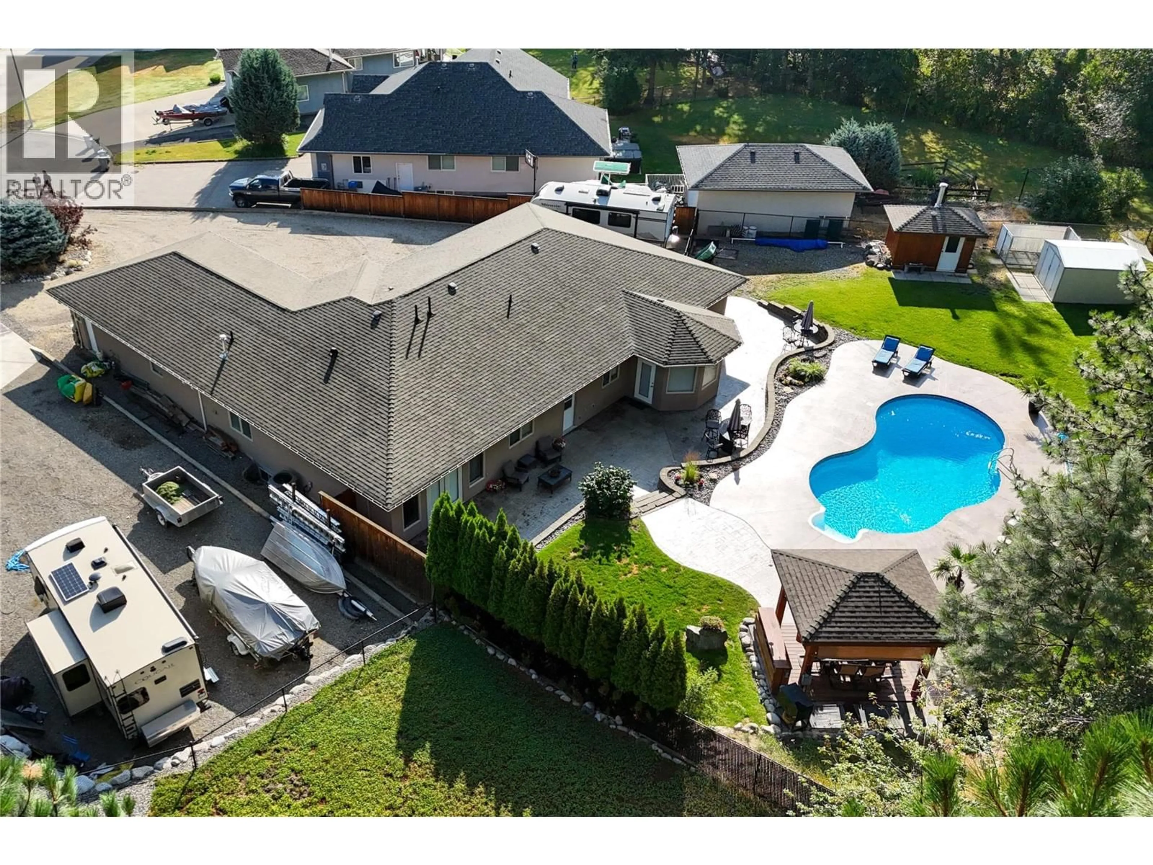 A pic from outside/outdoor area/front of a property/back of a property/a pic from drone, unknown for 585 COYOTE DRIVE, Kamloops British Columbia V2C6T9