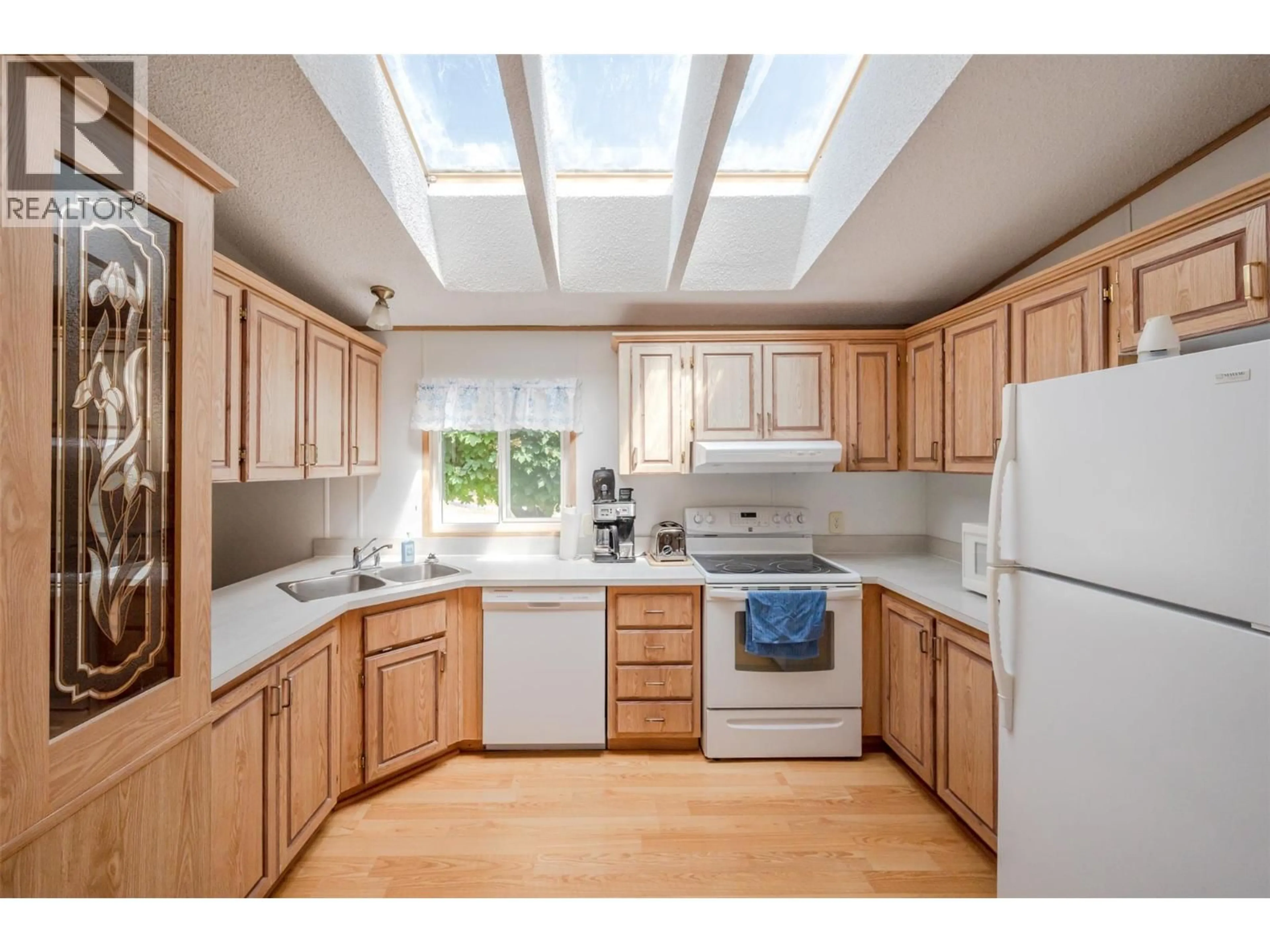 Standard kitchen, unknown for F22 - 4505 MCLEAN CREEK ROAD, Okanagan Falls British Columbia V0H1R1