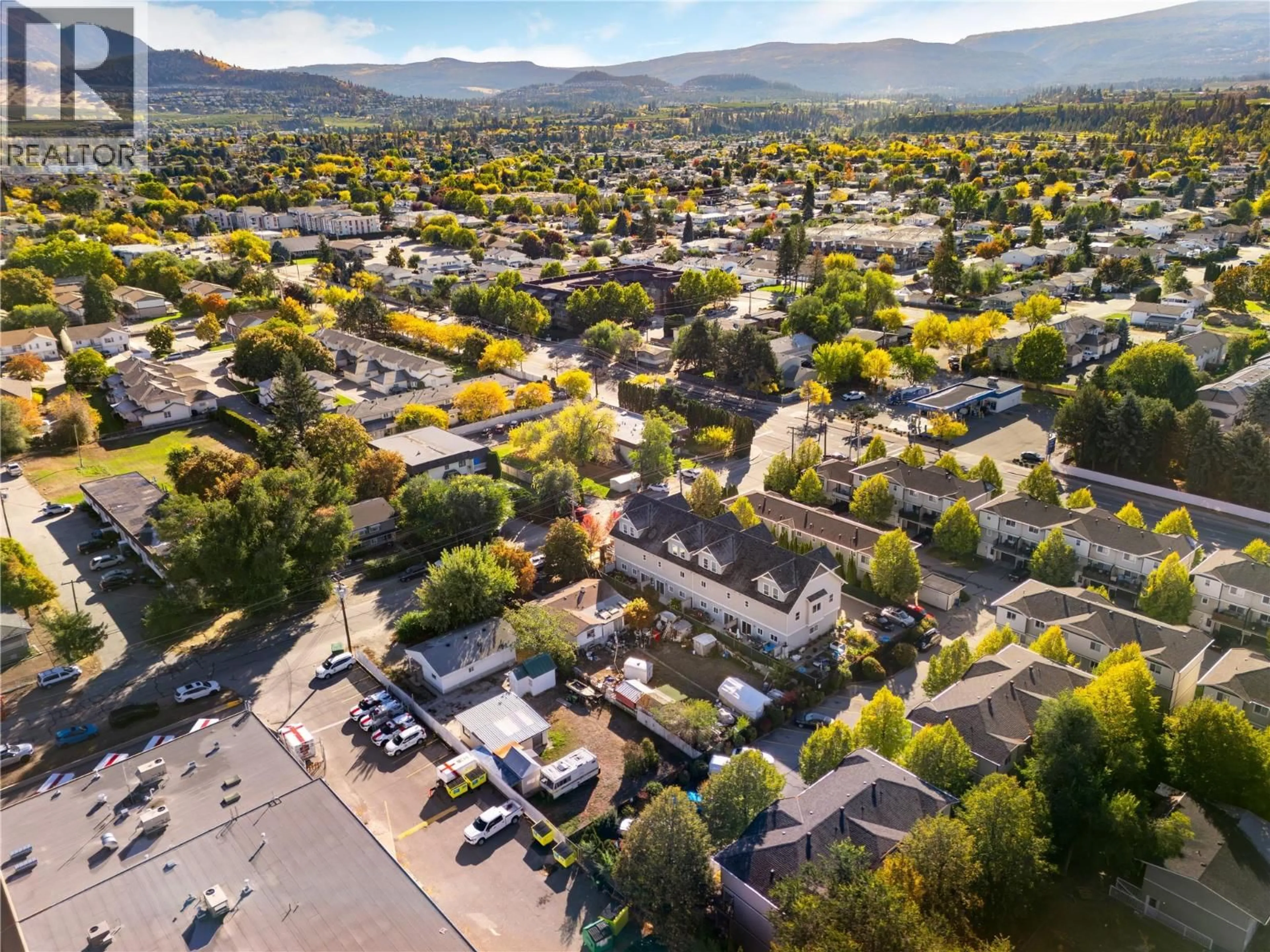 A pic from outside/outdoor area/front of a property/back of a property/a pic from drone, mountain view for 150 MILLS ROAD, Kelowna British Columbia V1X4G7