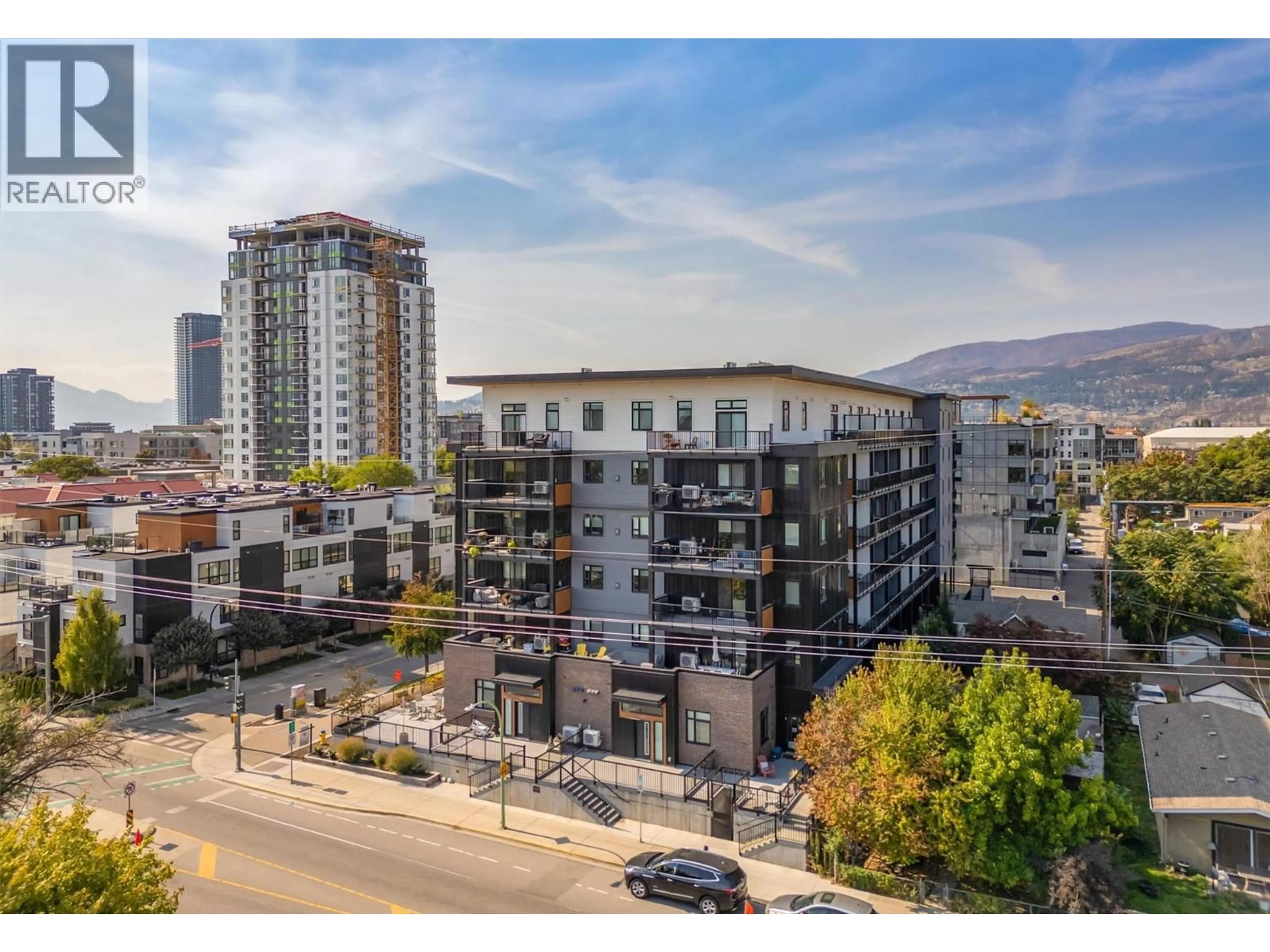 A pic from outside/outdoor area/front of a property/back of a property/a pic from drone, city buildings view from balcony for 106 - 660 CAWSTON AVENUE NORTH, Kelowna British Columbia V1Y2L1