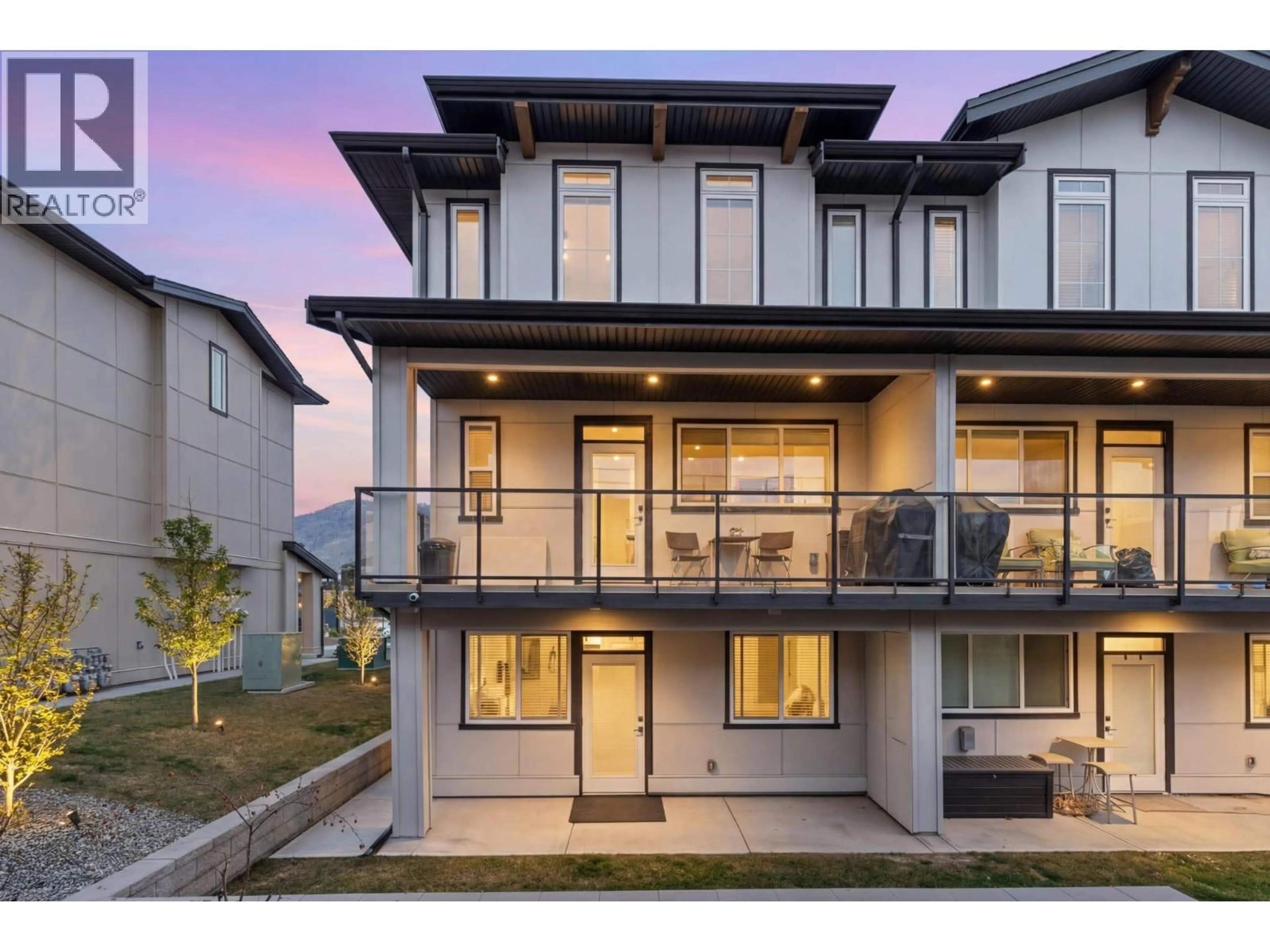 Home with vinyl exterior material, street for 50 - 8000 VEDETTE DRIVE, Osoyoos British Columbia V0H1V2