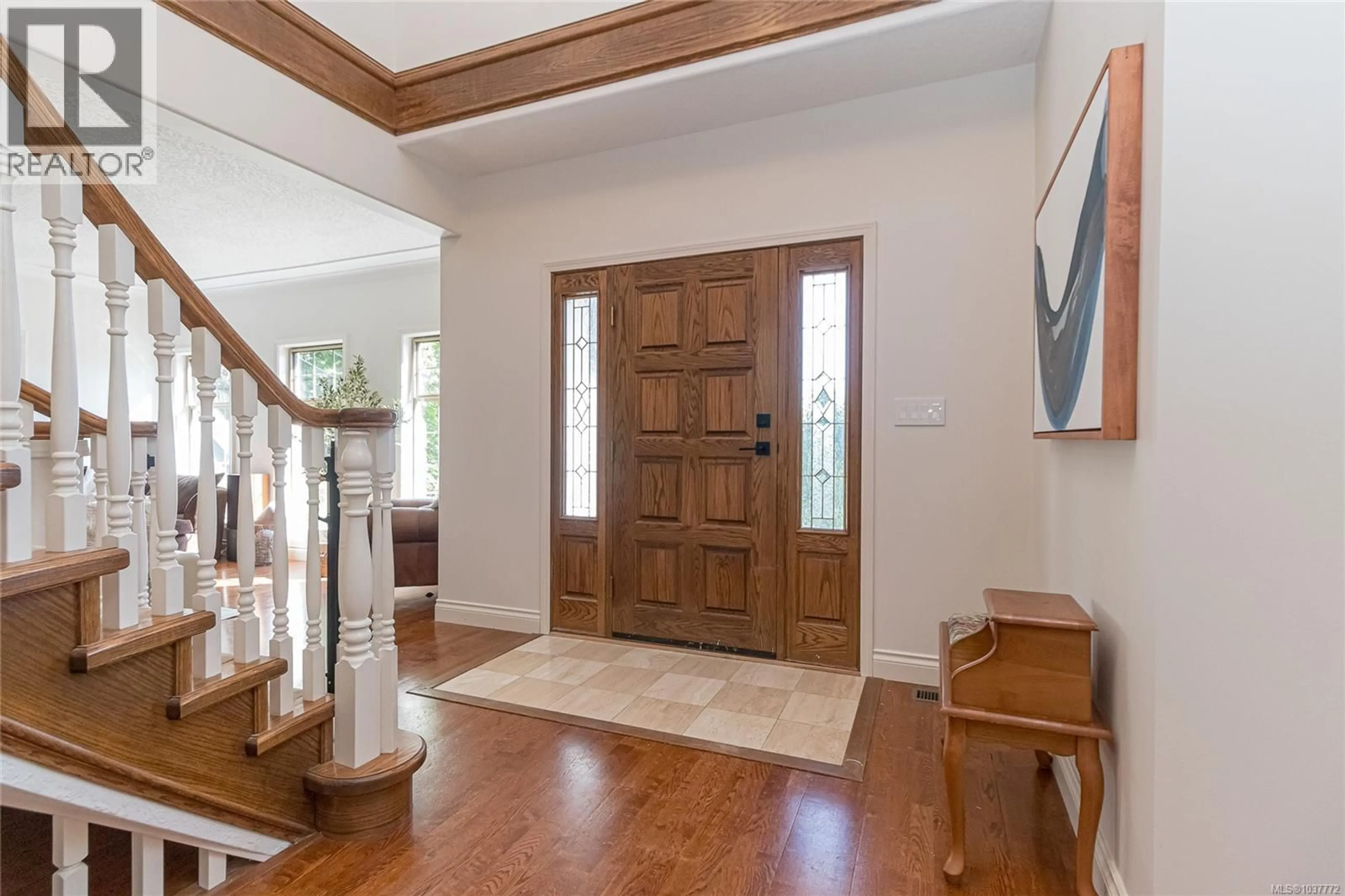 Indoor entryway for 1855 CAMAS DRIVE, North Saanich British Columbia V8L5N6