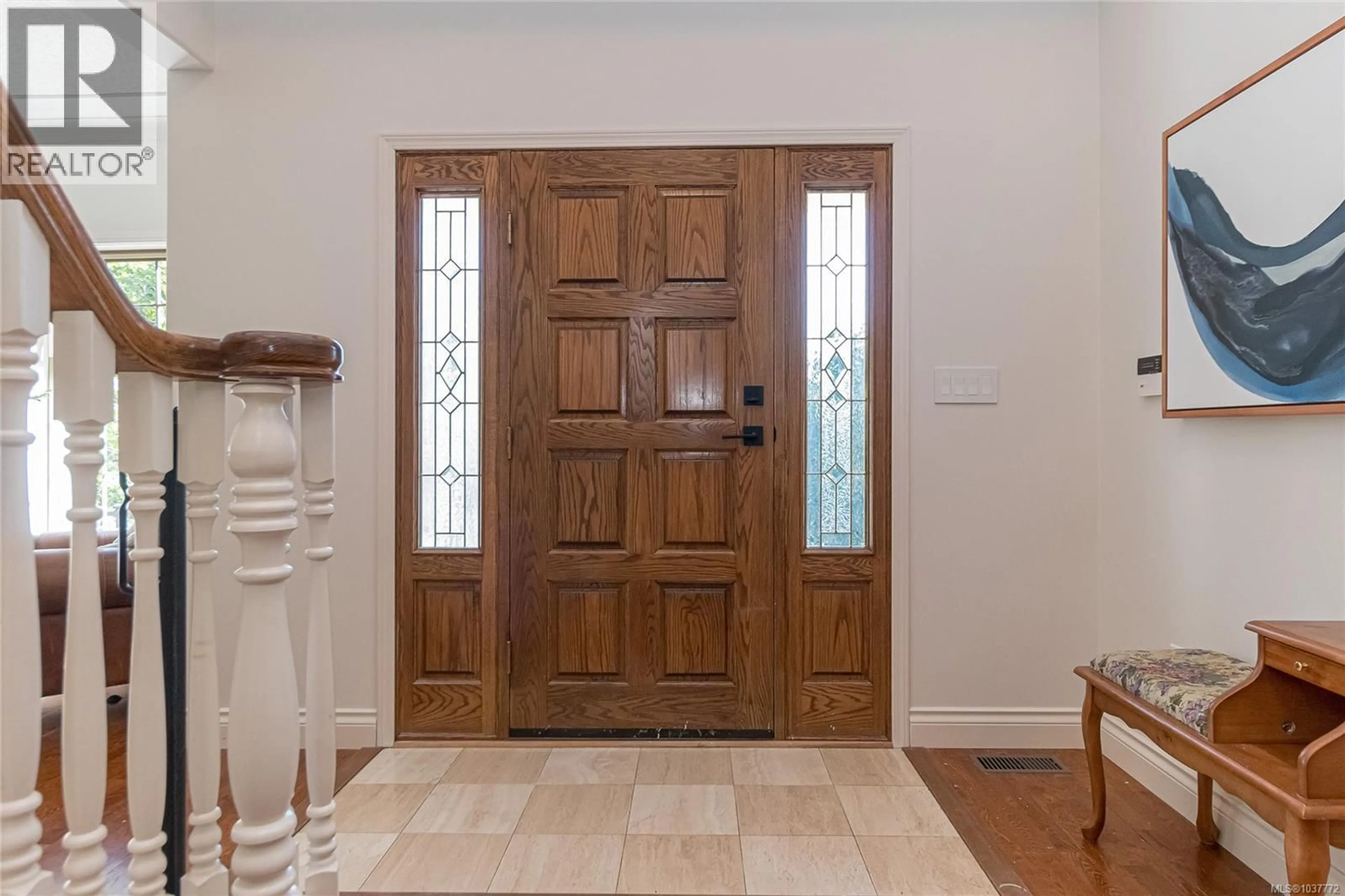 Indoor entryway for 1855 CAMAS DRIVE, North Saanich British Columbia V8L5N6