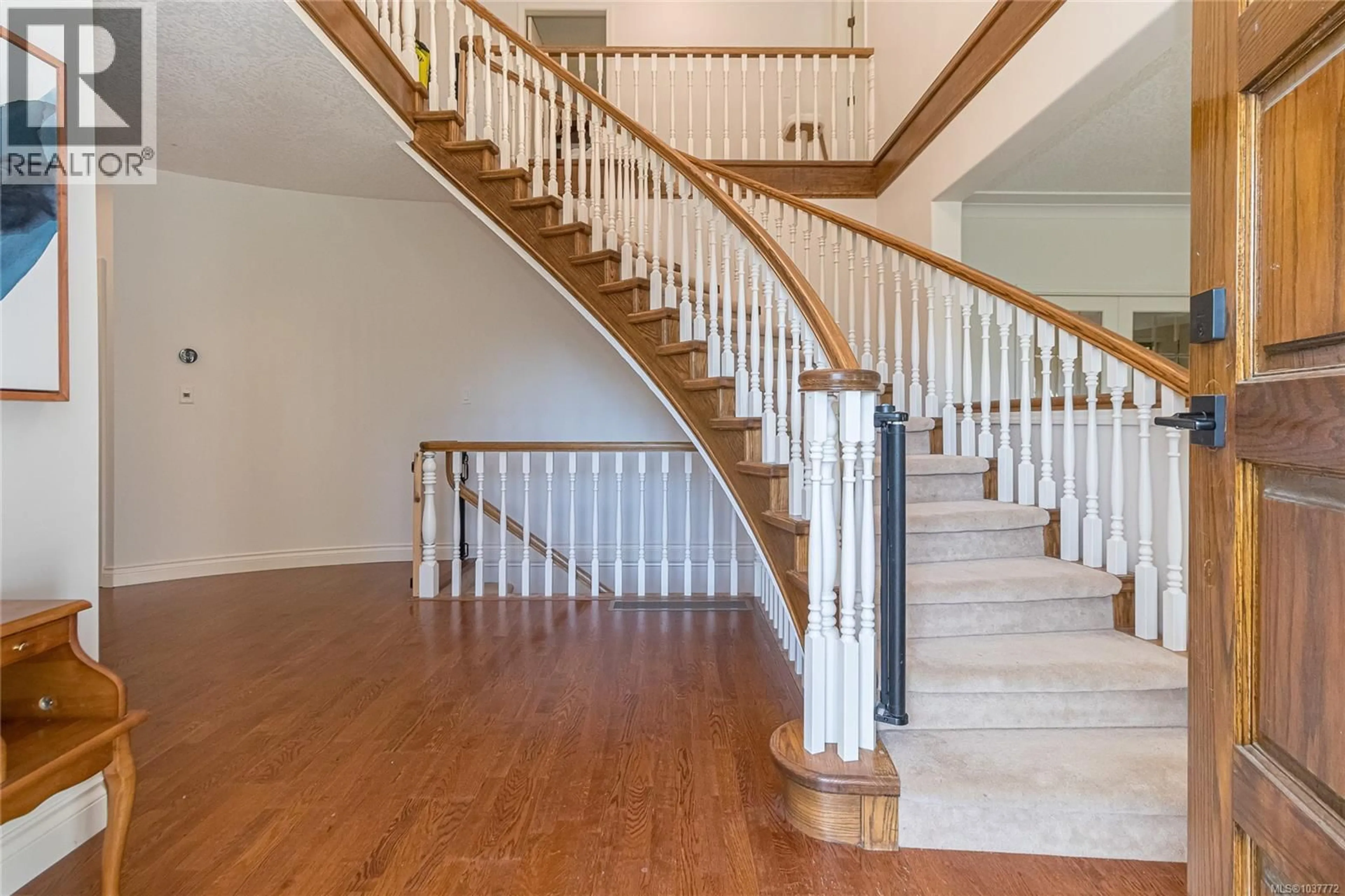 Stairs for 1855 CAMAS DRIVE, North Saanich British Columbia V8L5N6