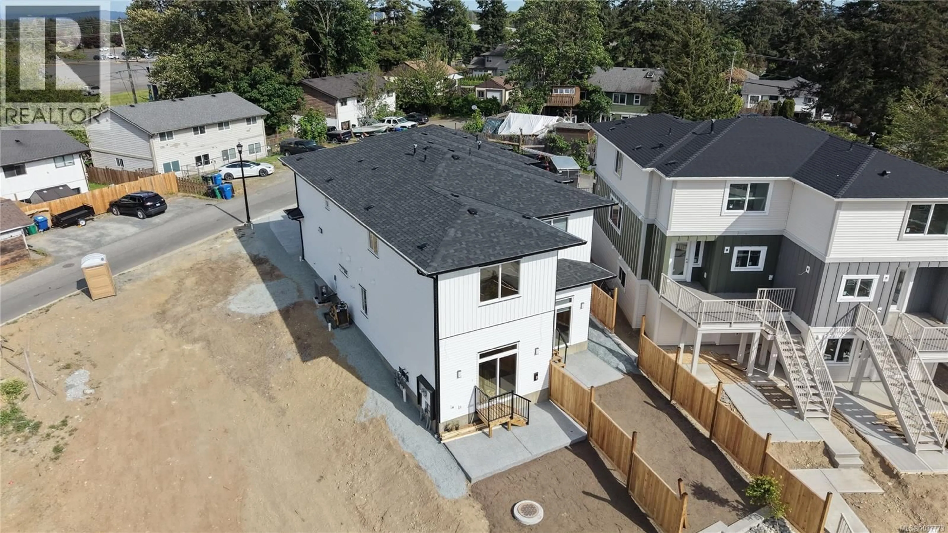 A pic from outside/outdoor area/front of a property/back of a property/a pic from drone, street for 20 LEAM ROAD, Nanaimo British Columbia V9T3N7