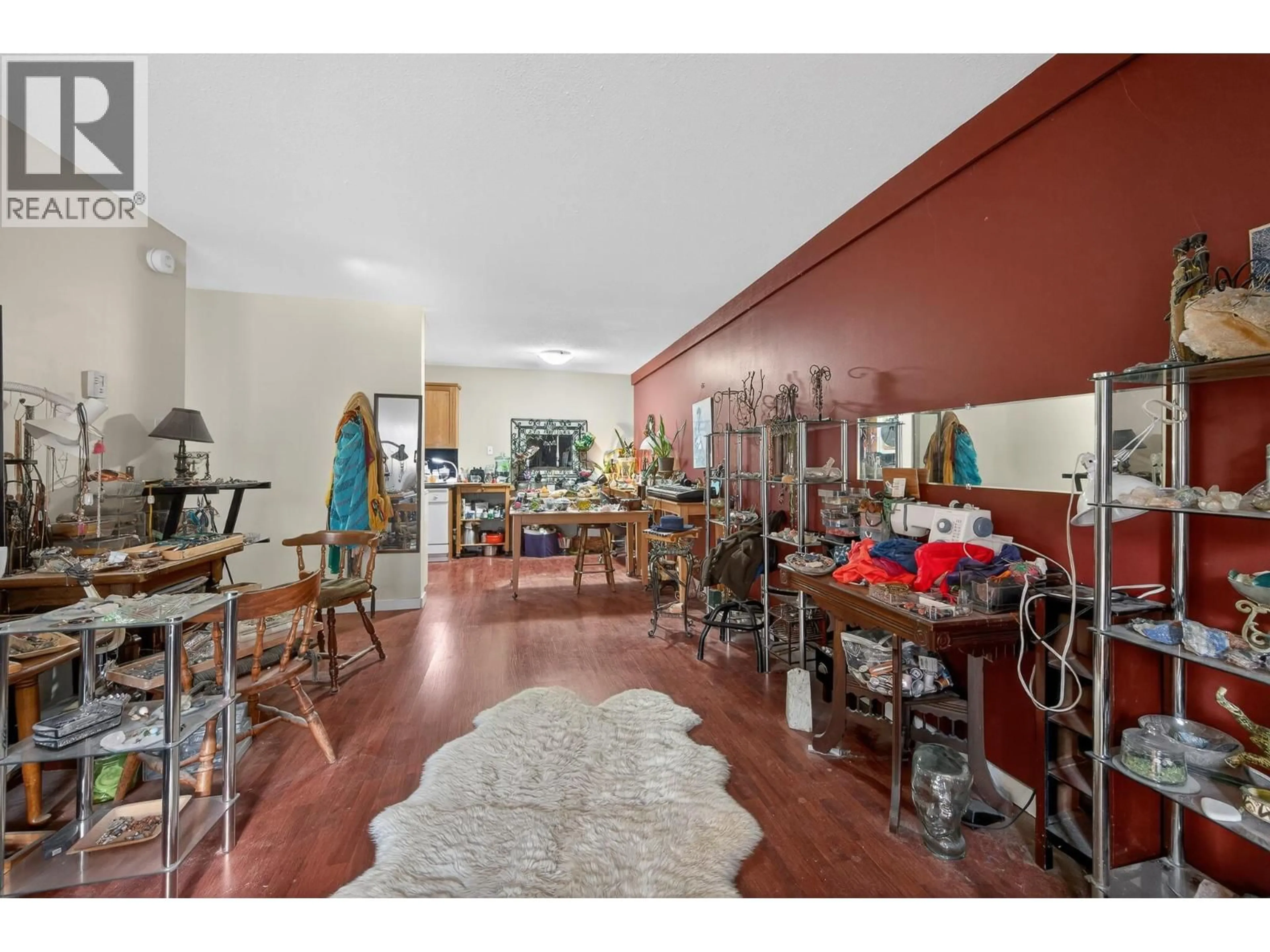 Unknown for 106 - 1560 SUMMIT DRIVE, Kamloops British Columbia V2E1R5