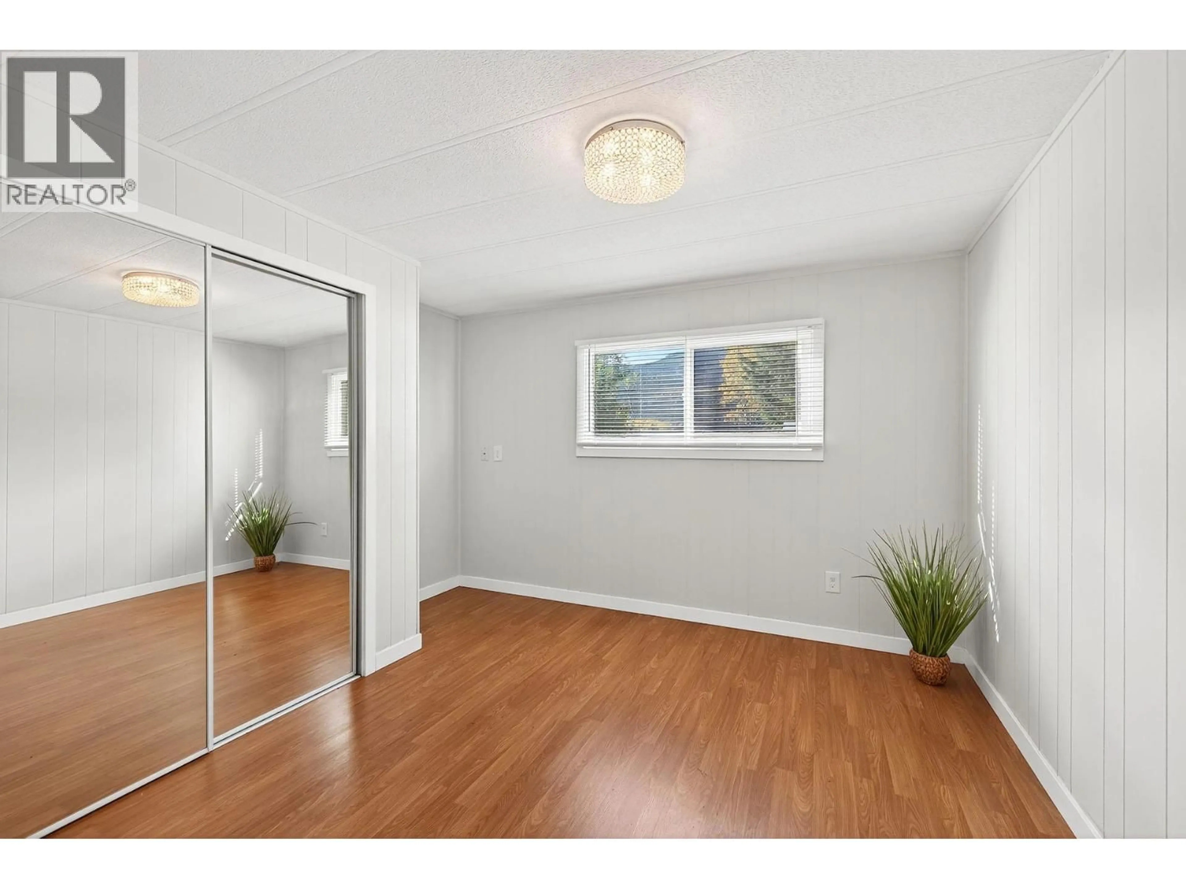 A pic of a room for 12 - 121 FERRY ROAD, Clearwater British Columbia V0E1N2