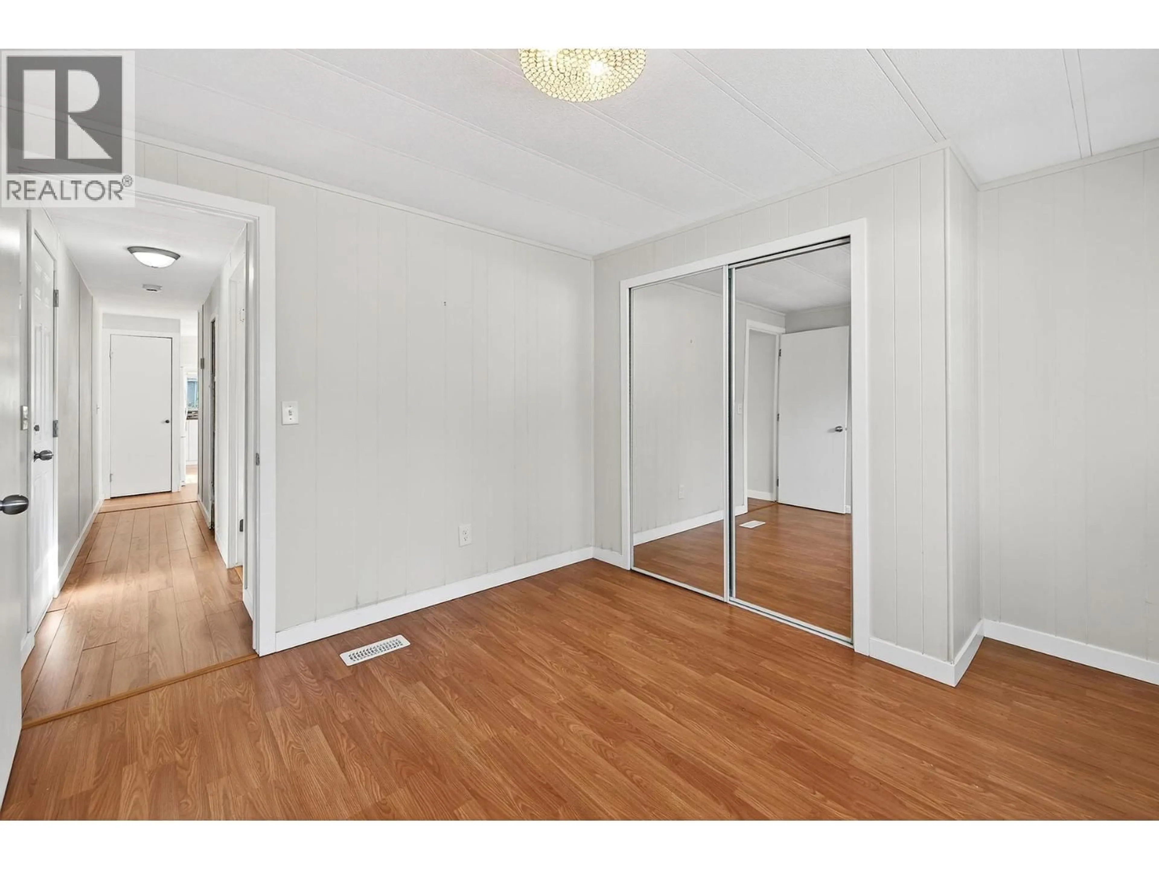 A pic of a room for 12 - 121 FERRY ROAD, Clearwater British Columbia V0E1N2