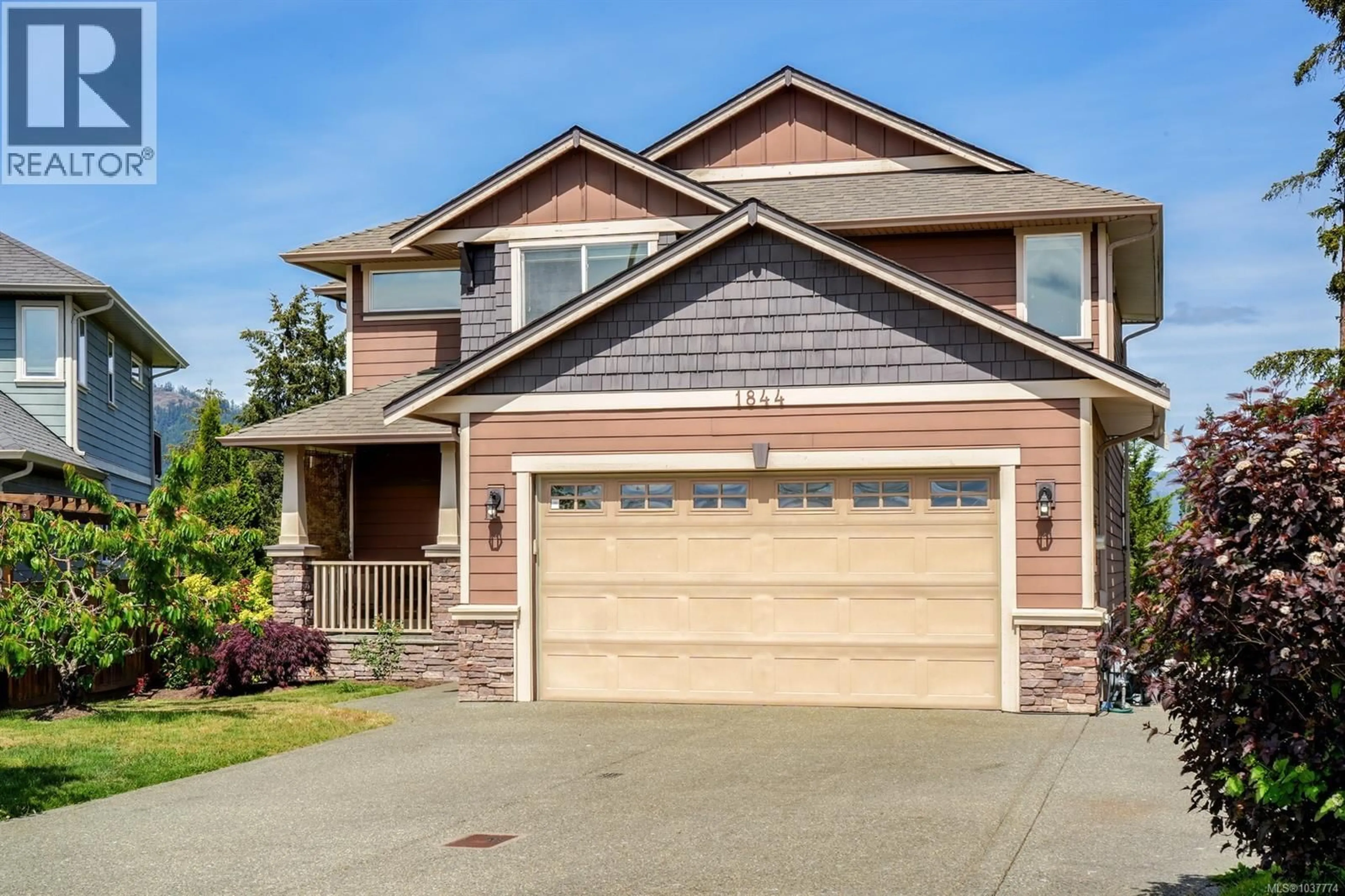 Home with vinyl exterior material, street for 1844 FALCON CRESCENT, Cowichan Bay British Columbia V0R1N1