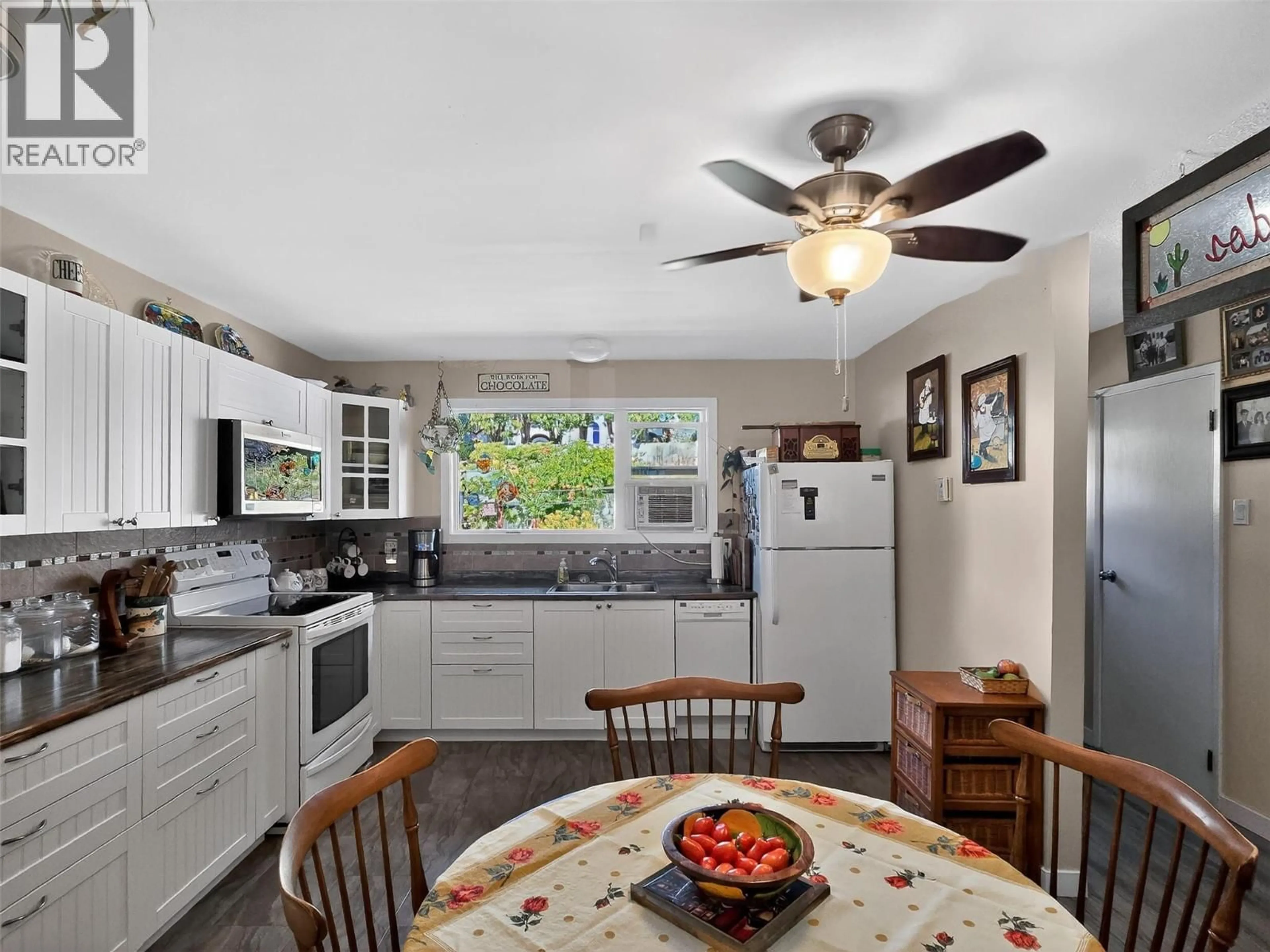 Standard kitchen, ceramic/tile floor for 201 CORNWALL PLACE, Ashcroft British Columbia V0K1A0