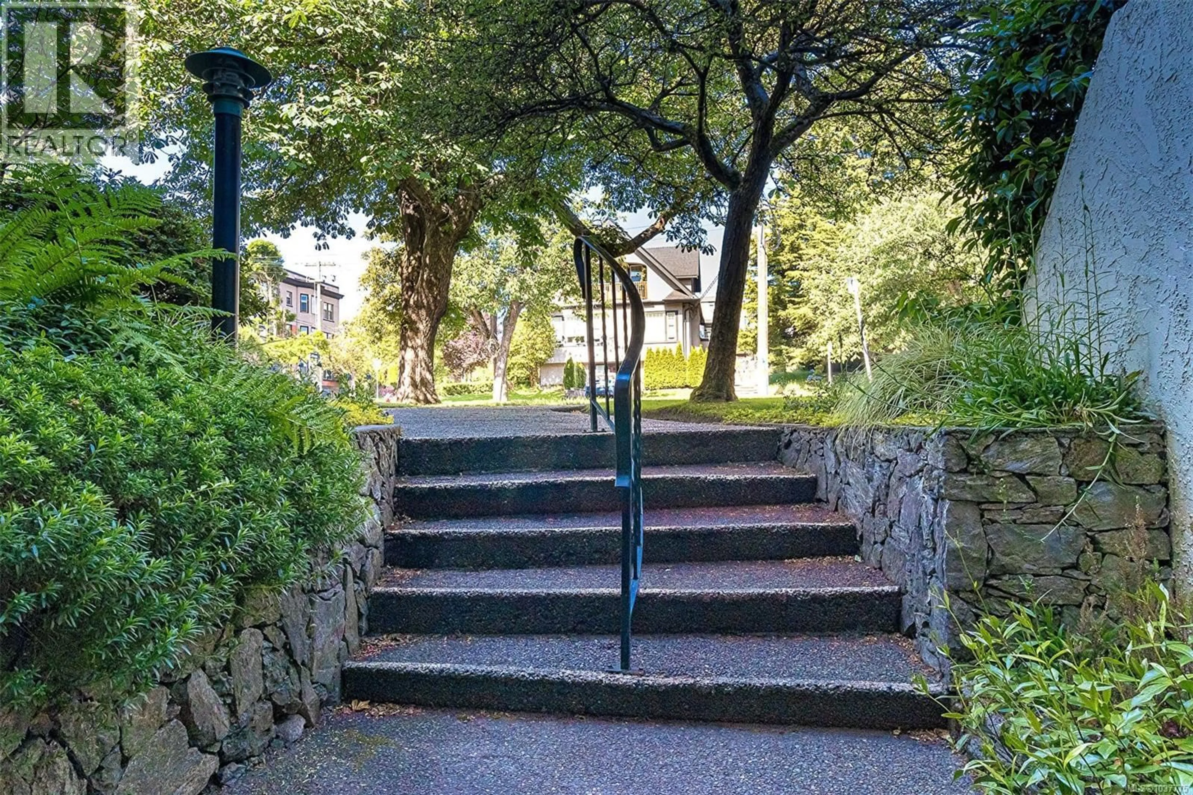 Stairs for 204 - 605 COOK STREET, Victoria British Columbia V8V3Y6