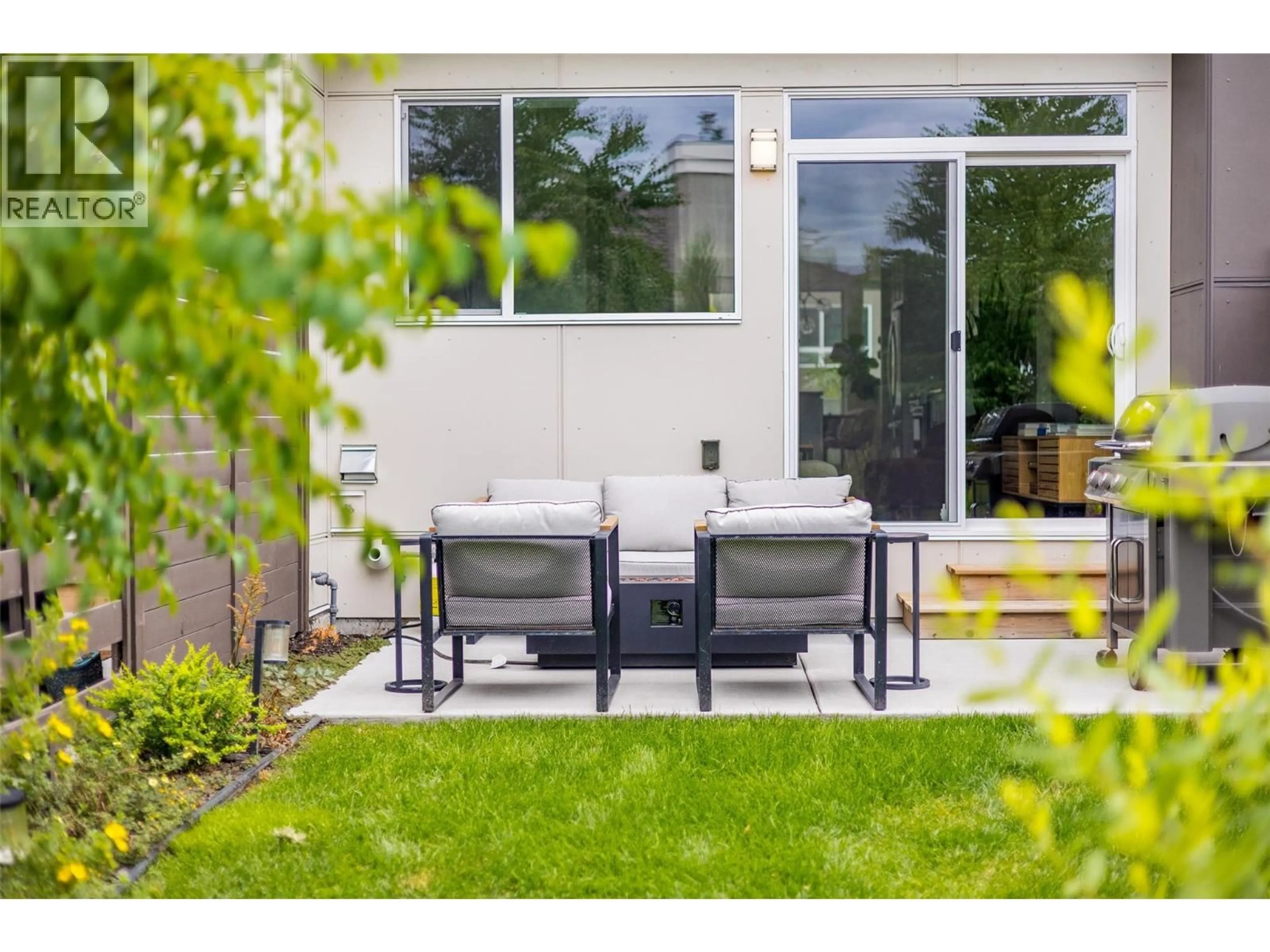 Patio, street for 4 - 720 VALLEY ROAD, Kelowna British Columbia V1V0E1