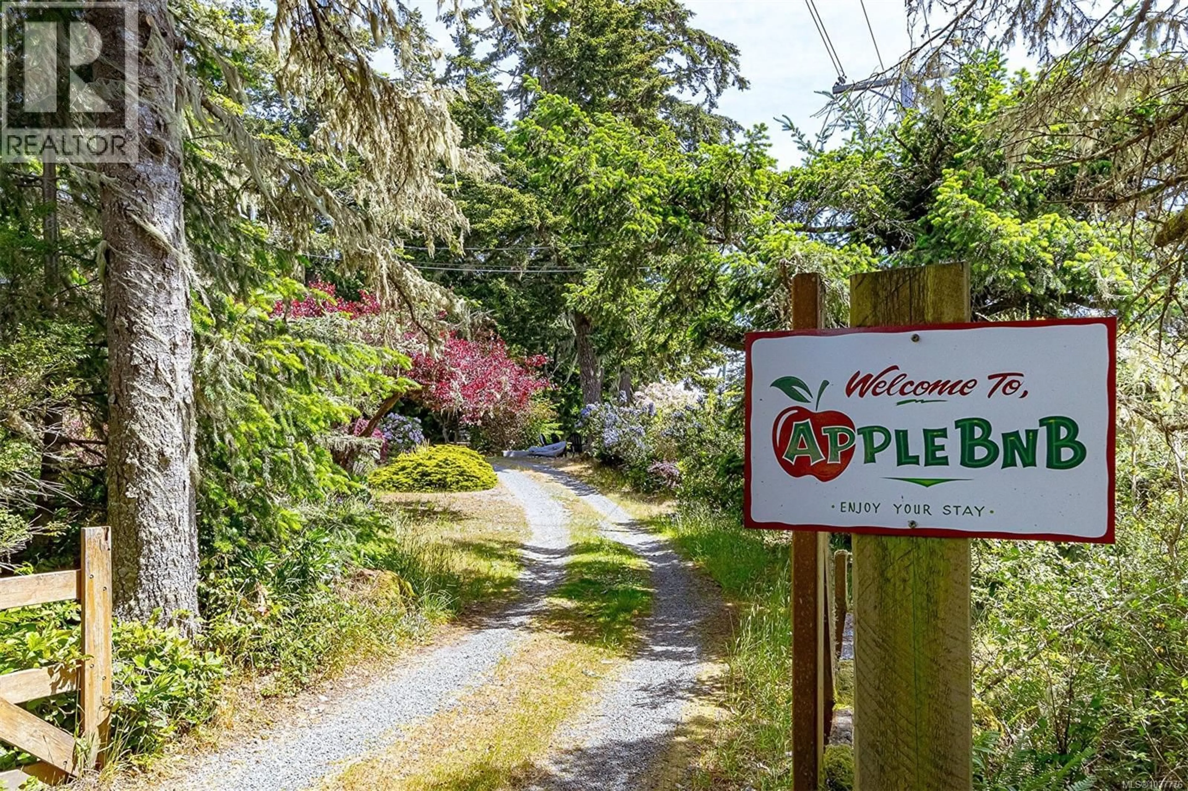 Patio, street for 7954 WEST COAST ROAD, Sooke British Columbia V9Z0R5
