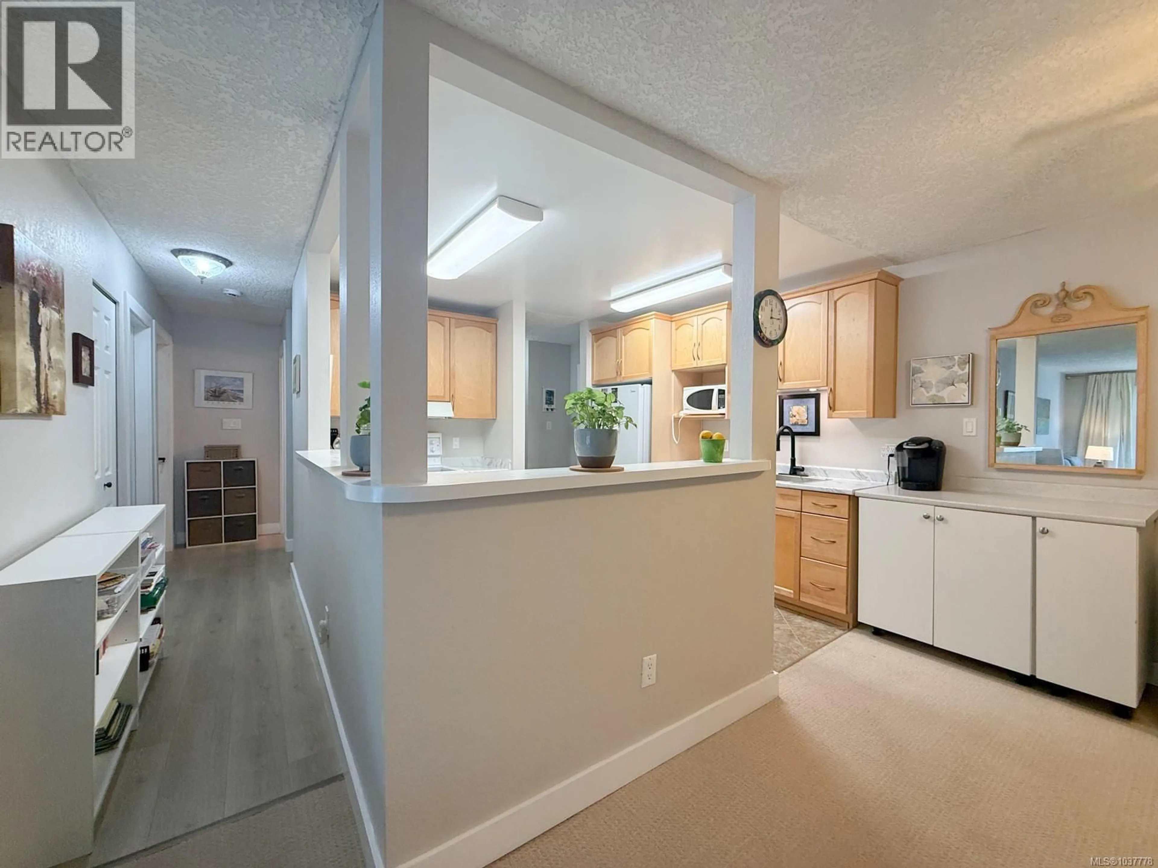 Unknown for 405 - 3252 GLASGOW AVENUE, Saanich British Columbia V8X1M2