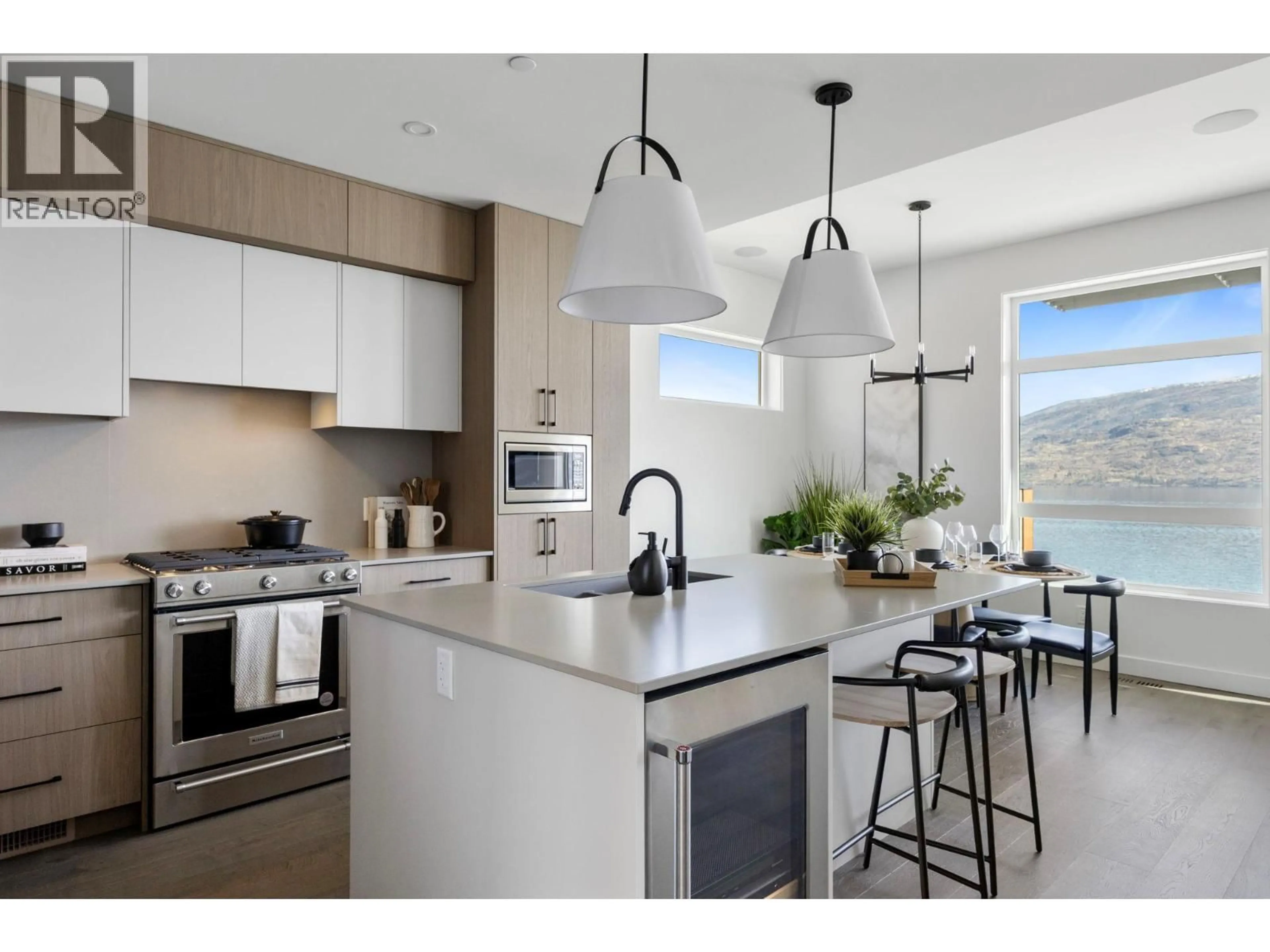 Open concept kitchen, unknown for 6008 PRINCESS STREET, Peachland British Columbia V0H1X7