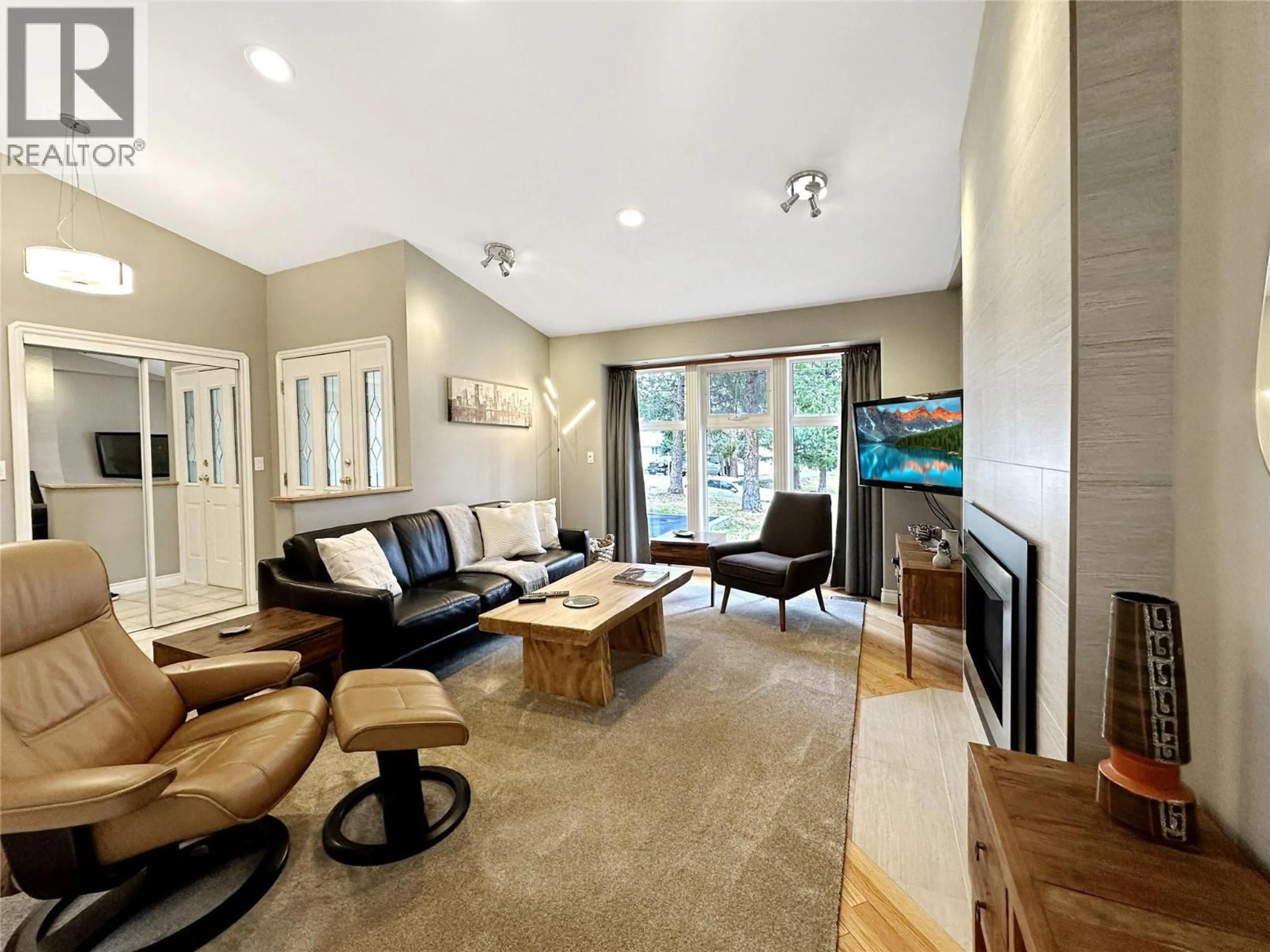 Living room with furniture, unknown for 117 DEERVIEW CRESCENT, Princeton British Columbia V0X1W0