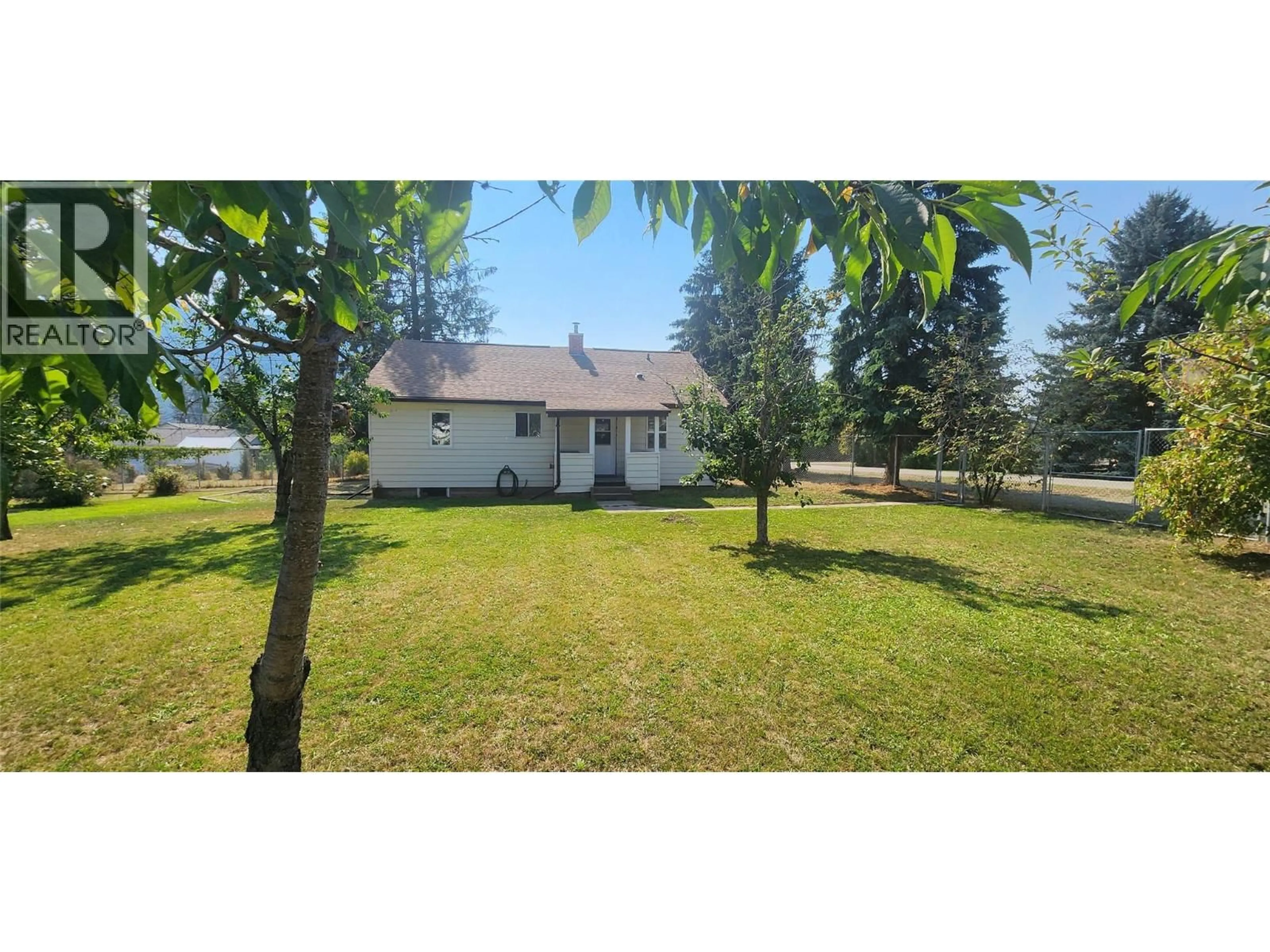 A pic from outside/outdoor area/front of a property/back of a property/a pic from drone, street for 4960 VERNON STREET, Grand Forks British Columbia V0H1H5
