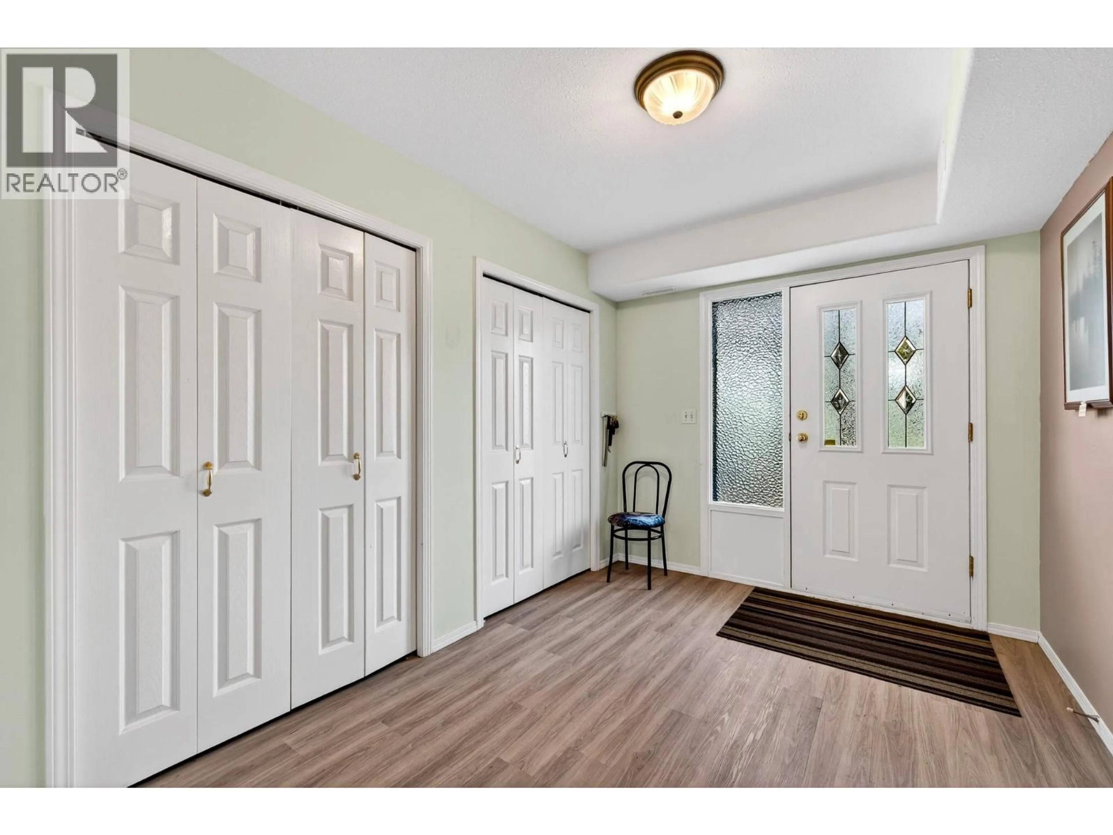 Indoor entryway for 2985 GILBERT ROAD, Kamloops British Columbia V2B7A9