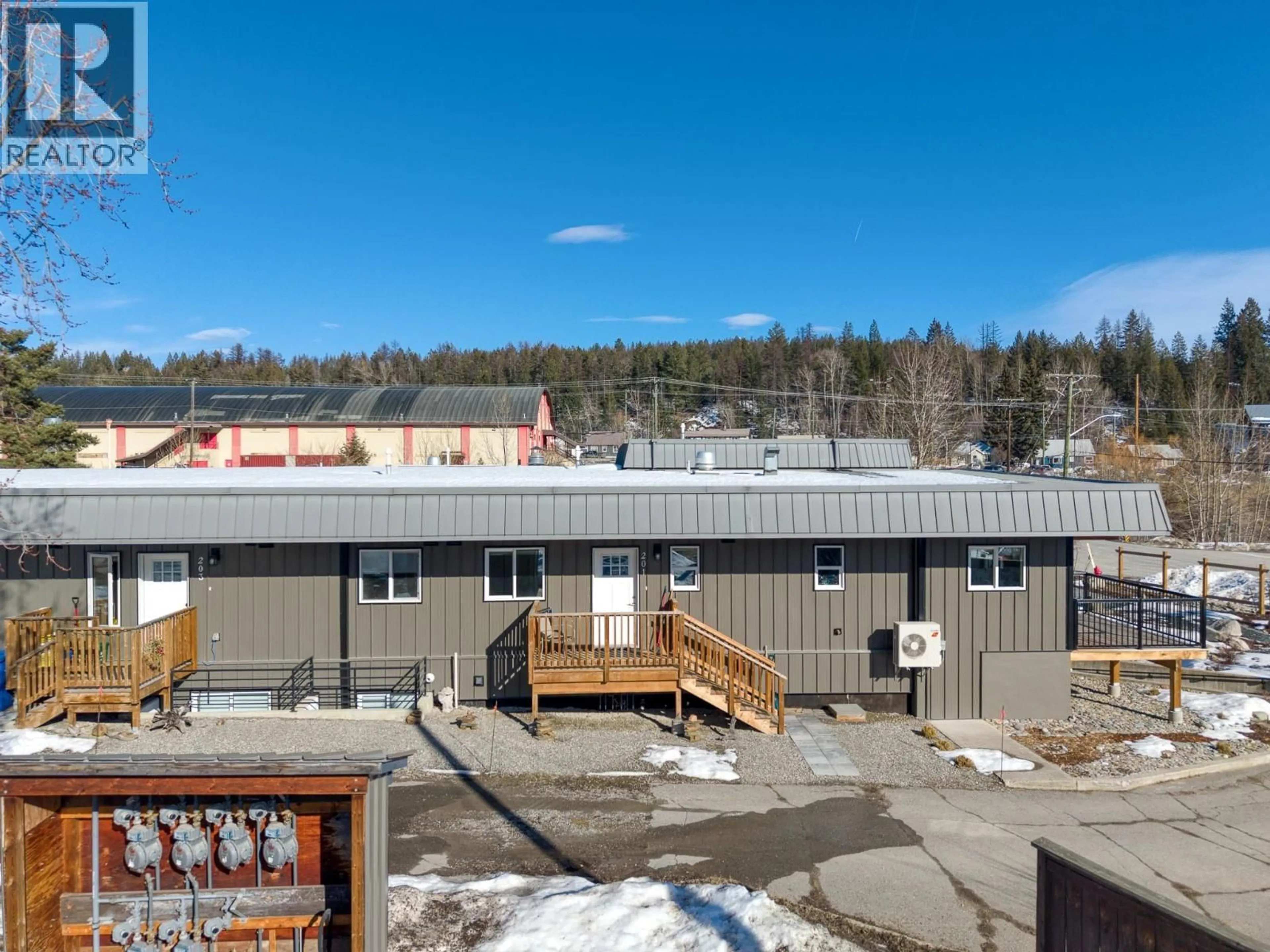 A pic from outside/outdoor area/front of a property/back of a property/a pic from drone, building for 201 - 451 ARCHIBALD STREET, Kimberley British Columbia V1A1N2
