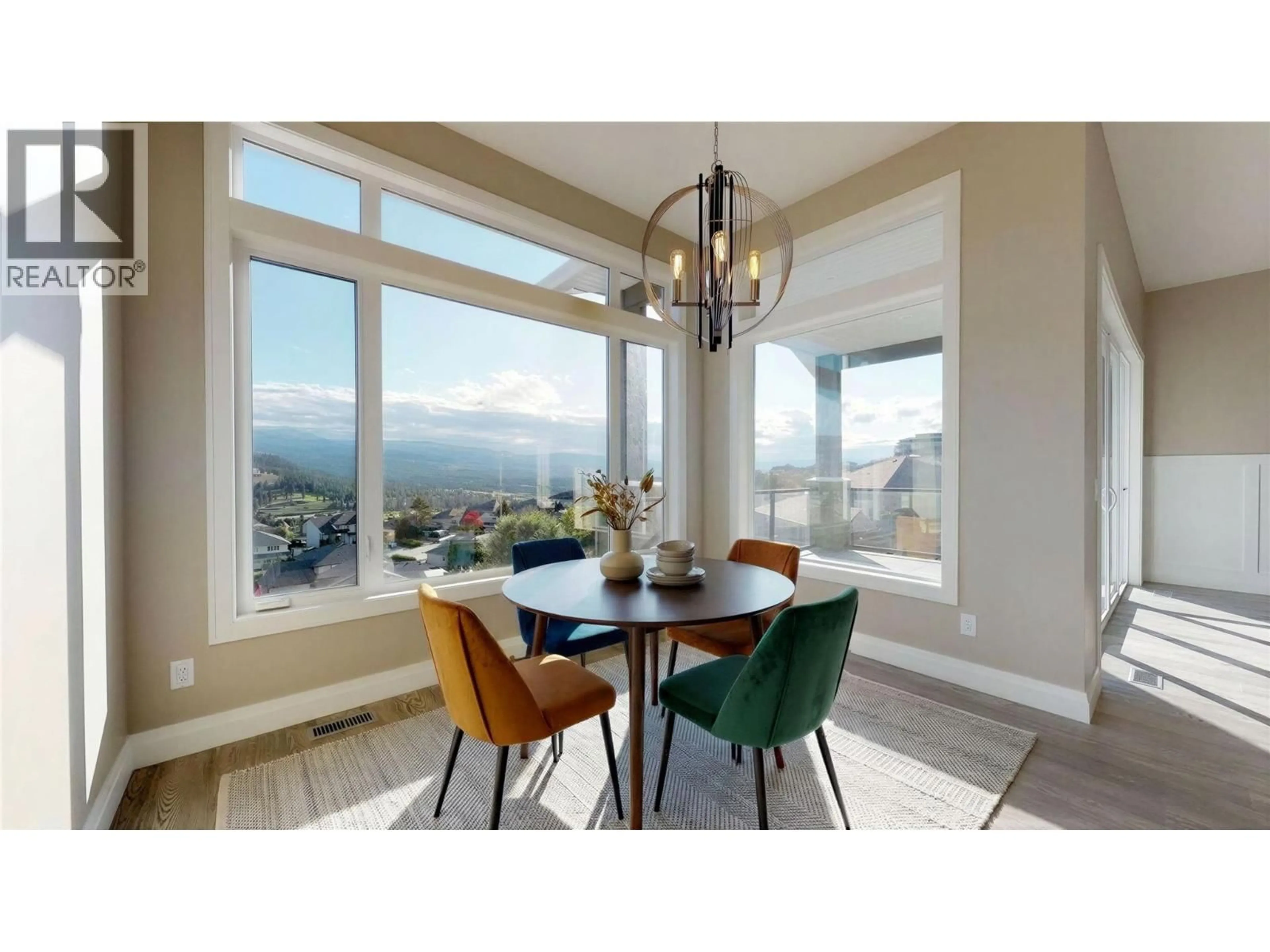 Dining room, ceramic/tile floor for 1098 OSWELL DRIVE, Kelowna British Columbia V1P1L7
