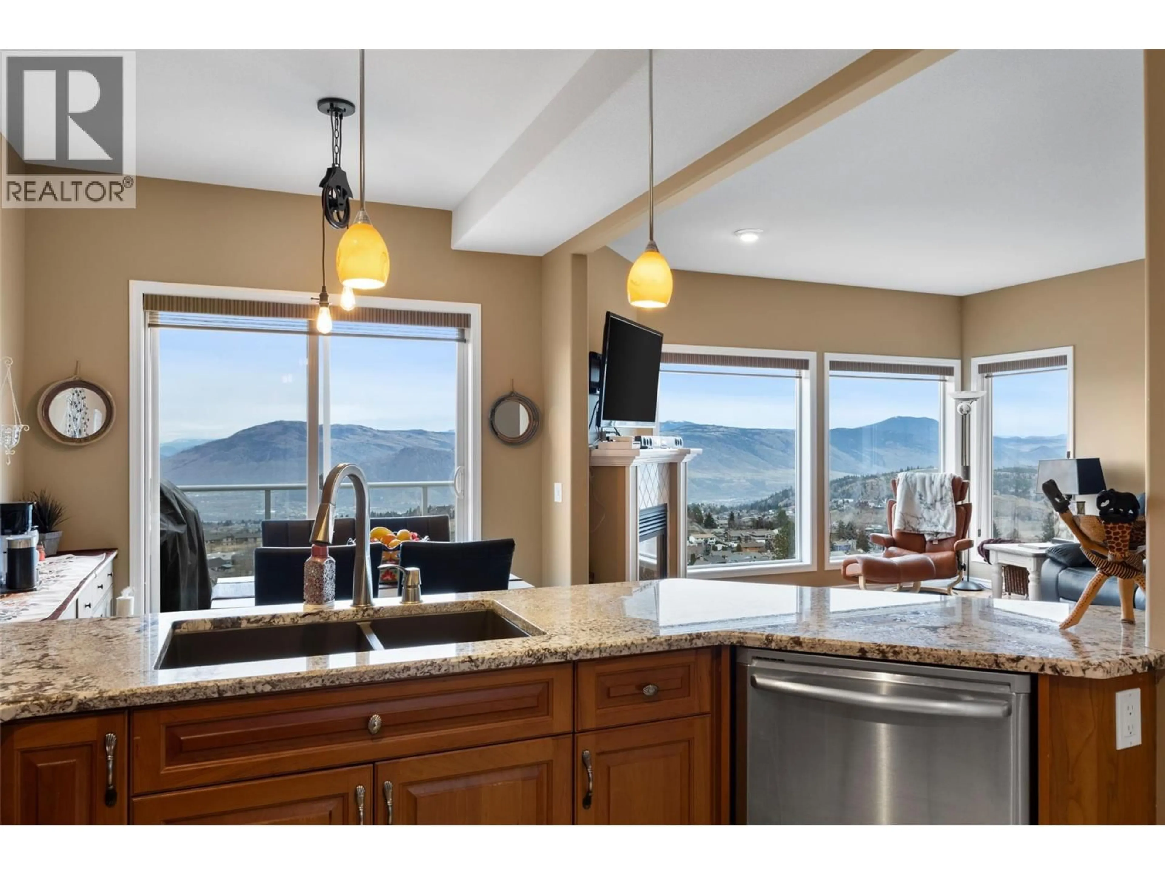 Open concept kitchen, unknown for 31 - 2365 ABBEYGLEN WAY, Kamloops British Columbia V1S1Y3