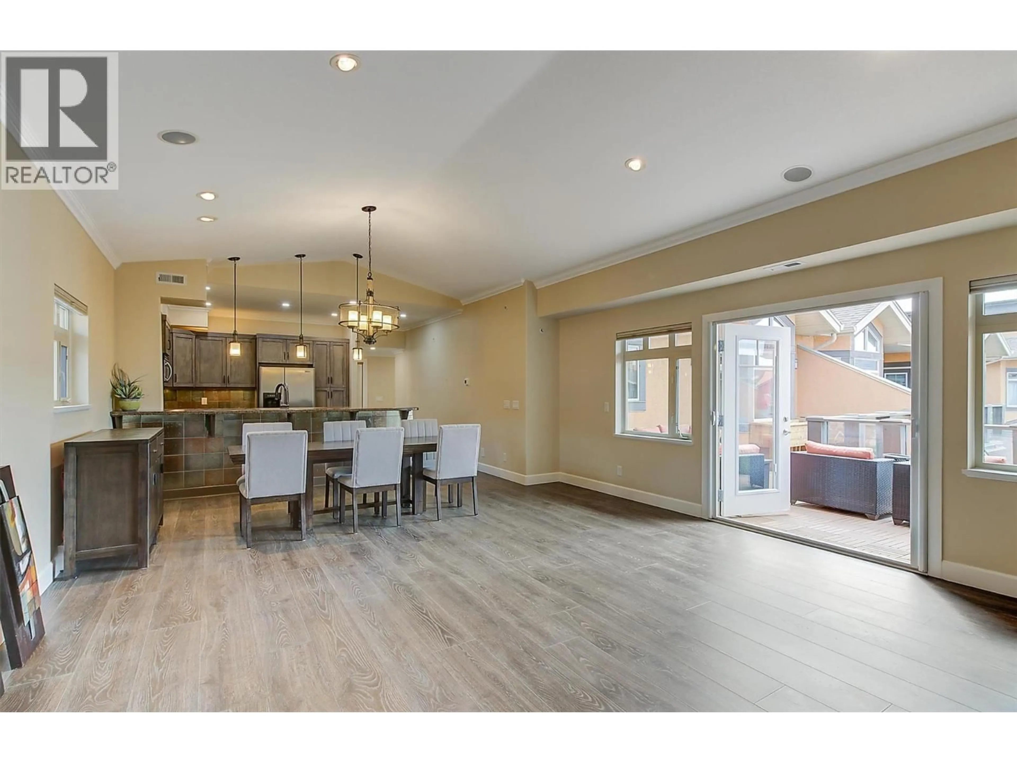 Open concept kitchen, unknown for 314 - 3996 BEACH AVENUE, Peachland British Columbia V0H1X5