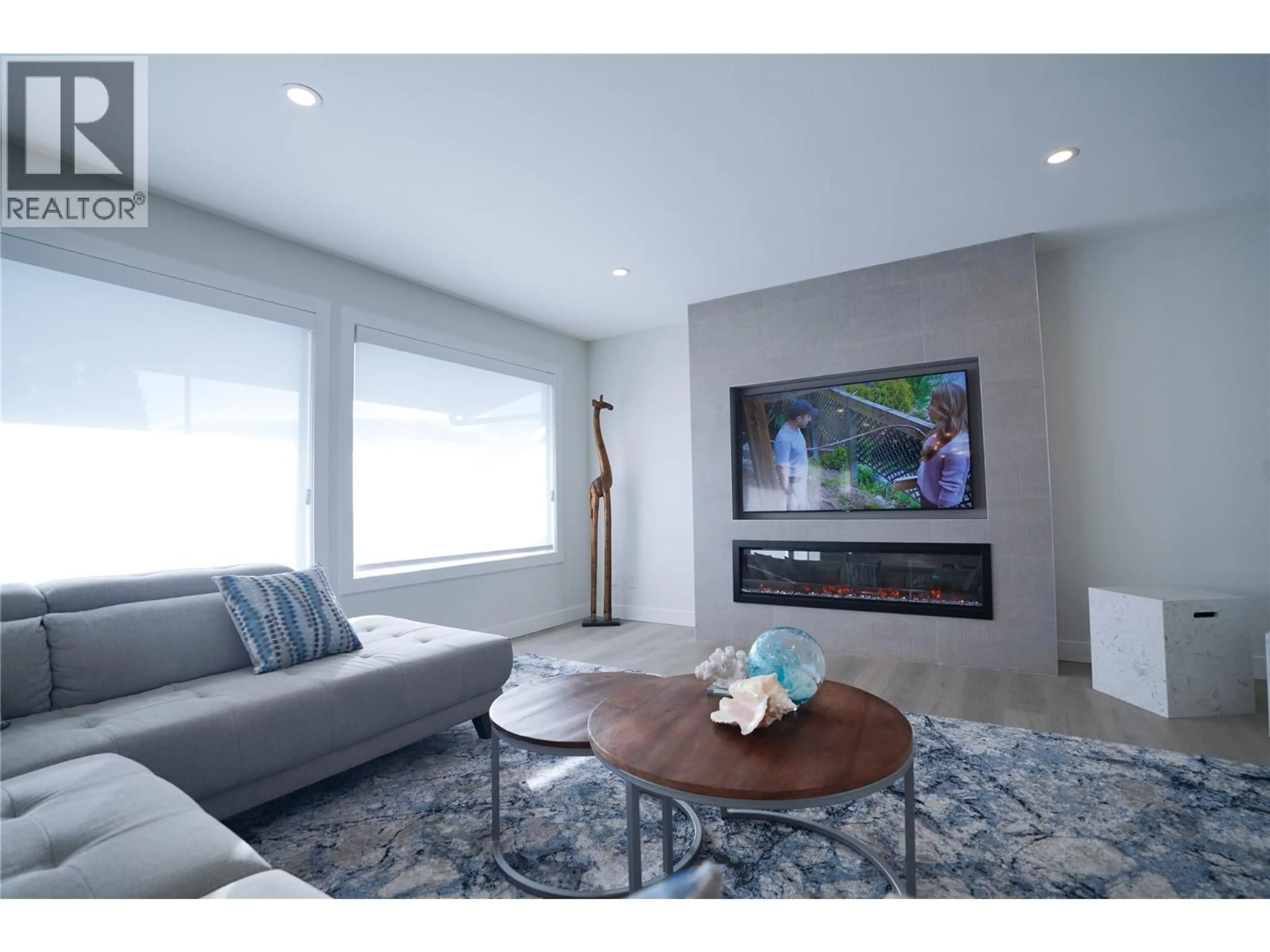 Living room with furniture, unknown for 9 QUAIL PLACE, Osoyoos British Columbia V0H1V1