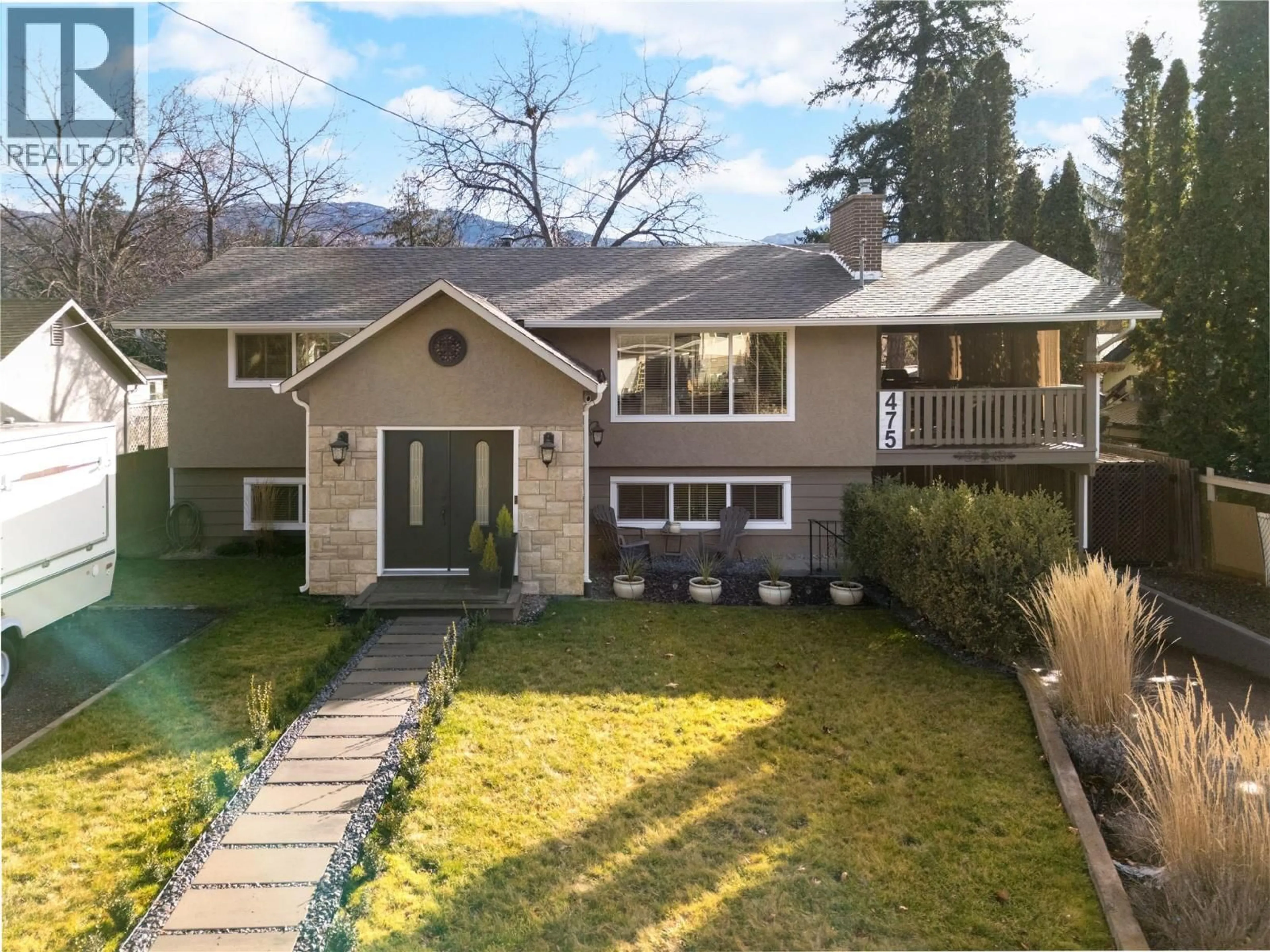 A pic from outside/outdoor area/front of a property/back of a property/a pic from drone, unknown for 475 COLLETT ROAD, Kelowna British Columbia V1W1K8