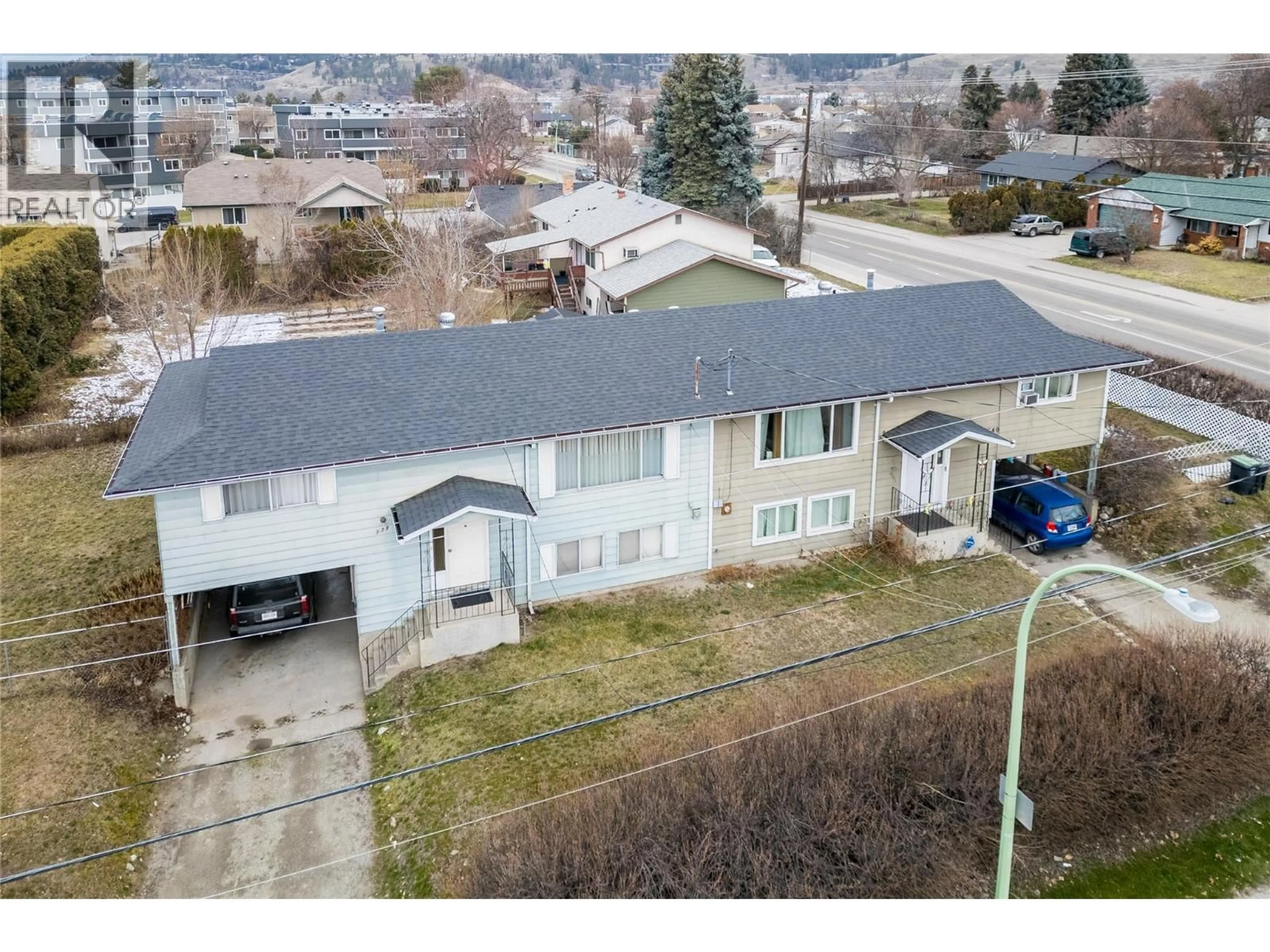A pic from outside/outdoor area/front of a property/back of a property/a pic from drone, street for 530-540 HOLLYWOOD ROAD NORTH, Kelowna British Columbia V1X6J5