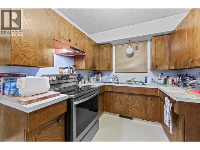530-540 HOLLYWOOD ROAD NORTH, Kelowna 5