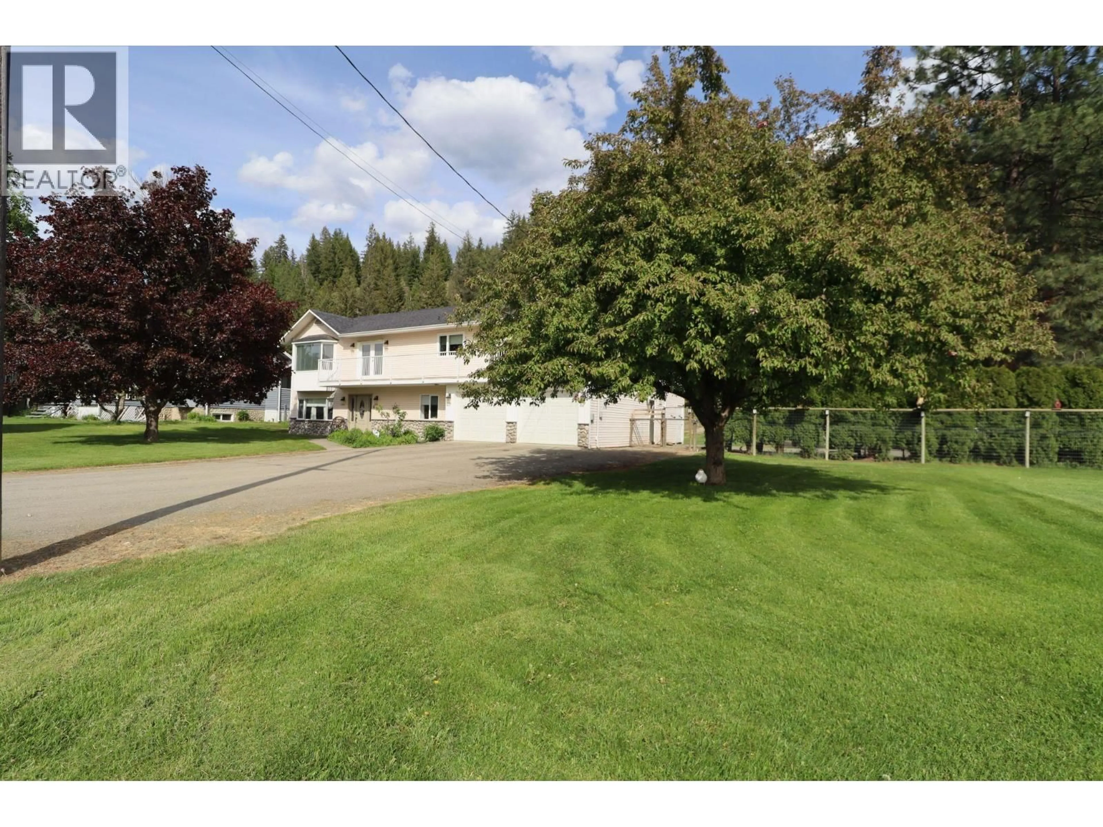 A pic from outside/outdoor area/front of a property/back of a property/a pic from drone, unknown for 4728 BIRCH LANE NORTHEAST, Barriere British Columbia V0E1E0