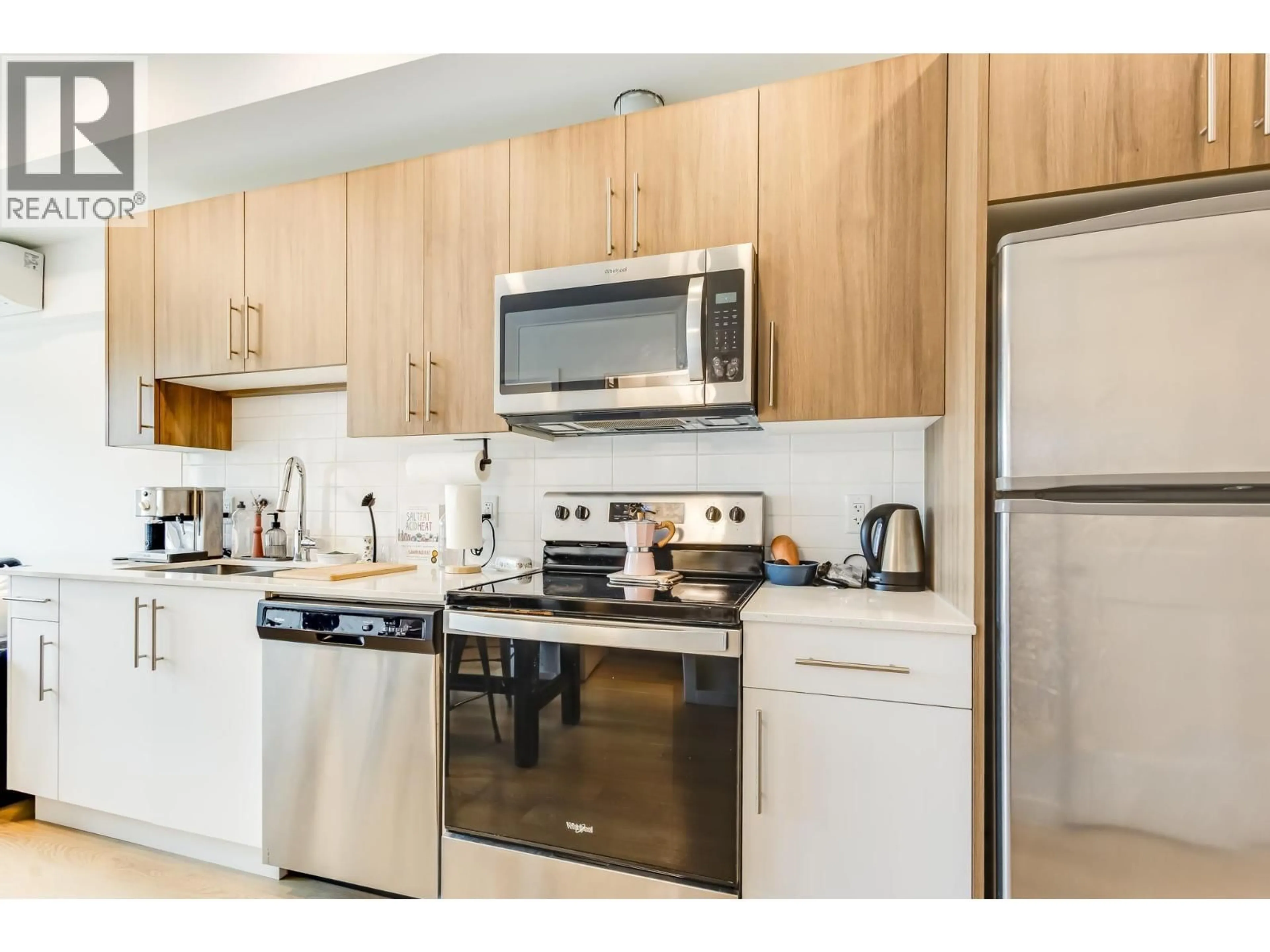 Standard kitchen, unknown for 59 - 685 BOYNTON PLACE, Kelowna British Columbia V1V2Z4