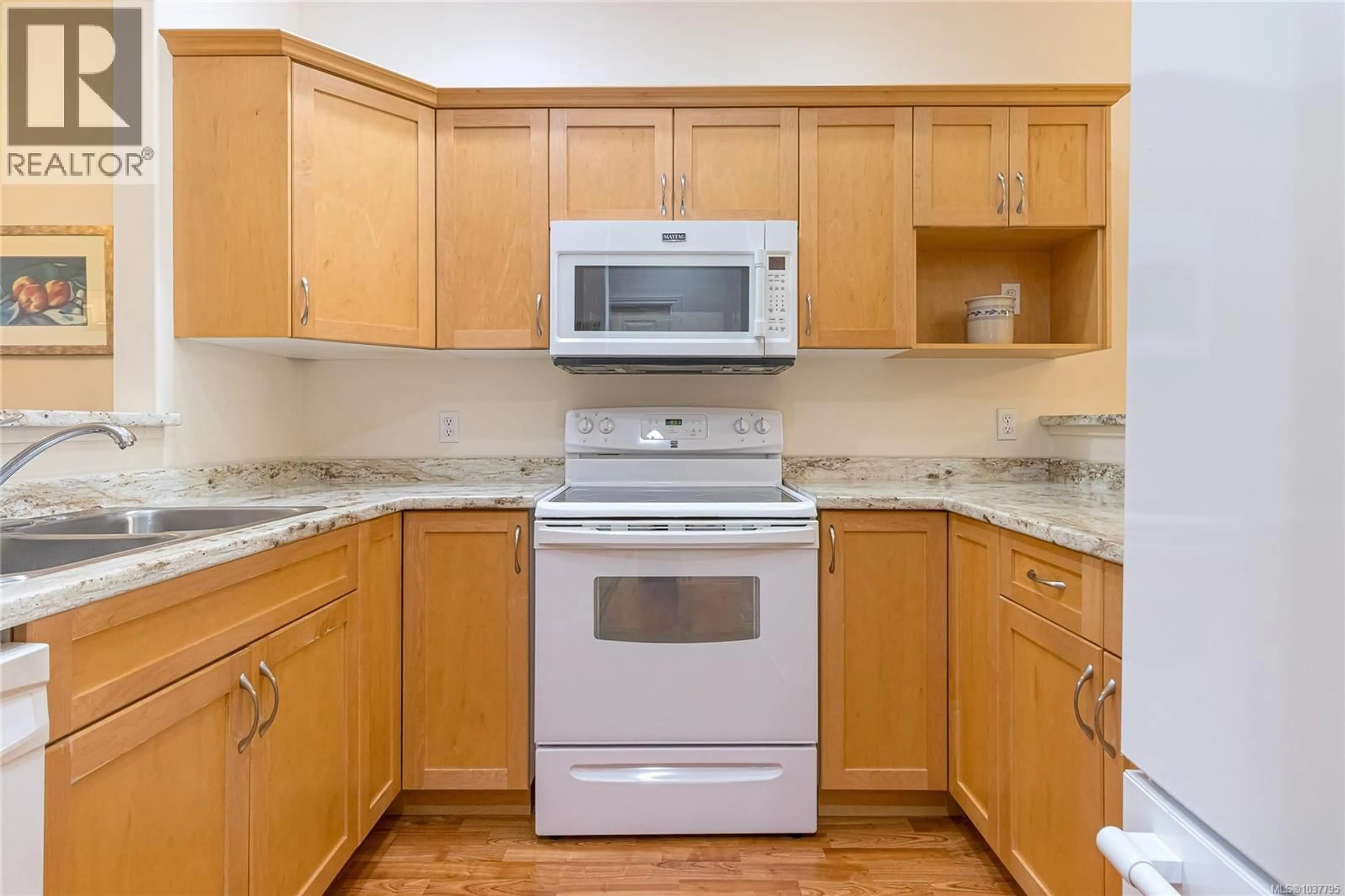 Standard kitchen, unknown for 27 - 631 BLENKIN AVENUE, Parksville British Columbia V9P2Z4