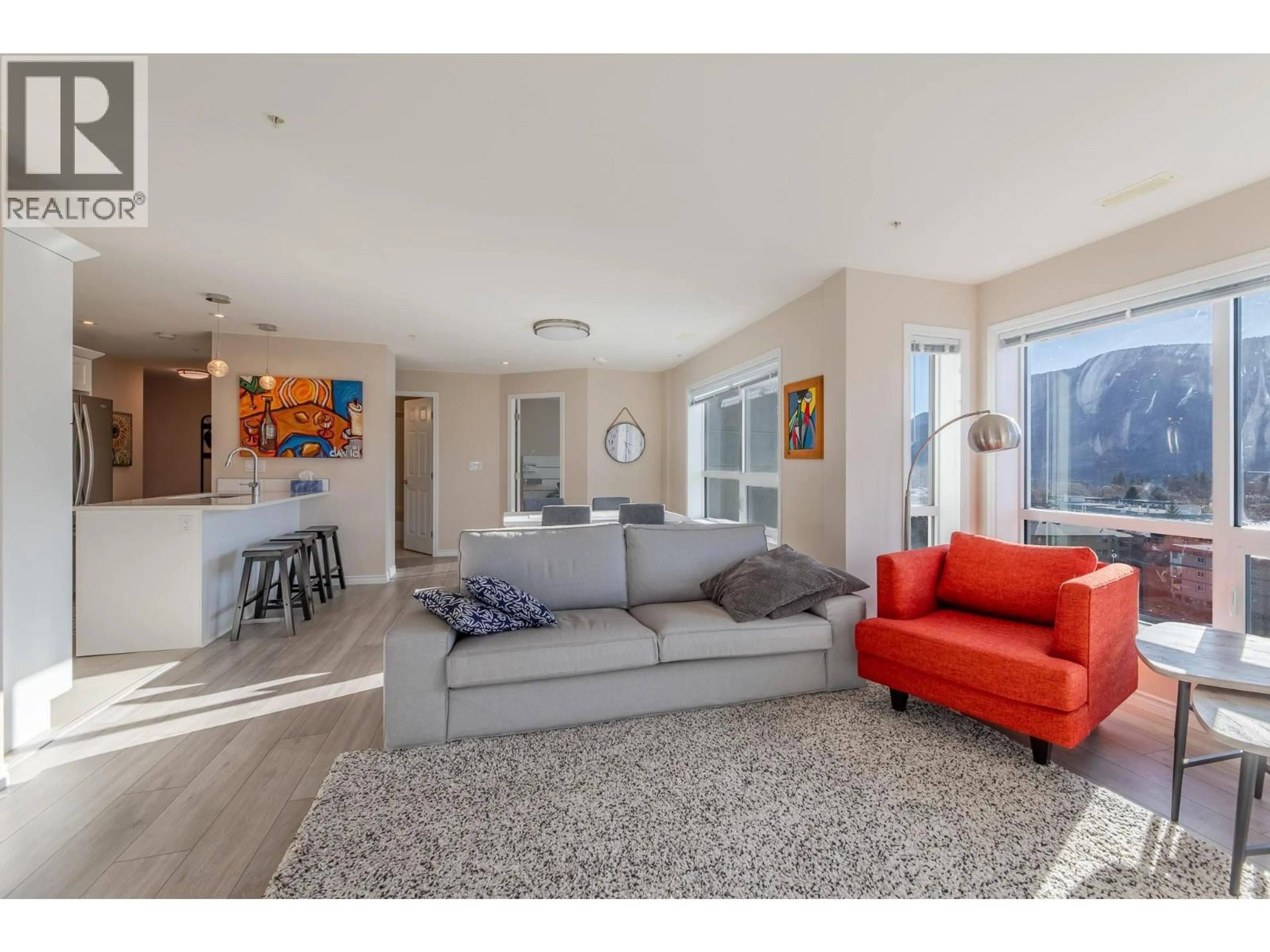 Living room with furniture, unknown for 1003 - 3346 SKAHA LAKE ROAD, Penticton British Columbia V2A6G4